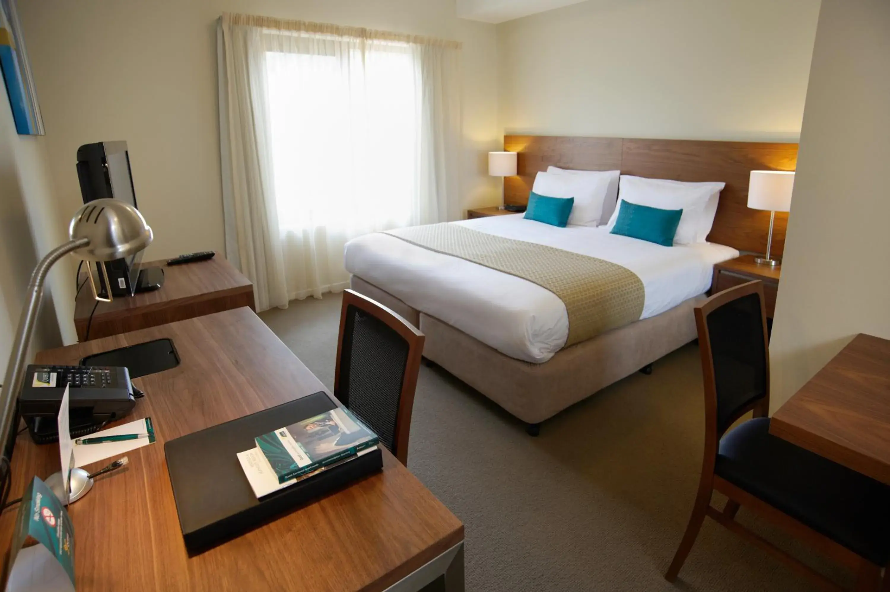 Bedroom, Bed in Quest Bendigo Central Bedroom, Bed in Quest Bendigo Central