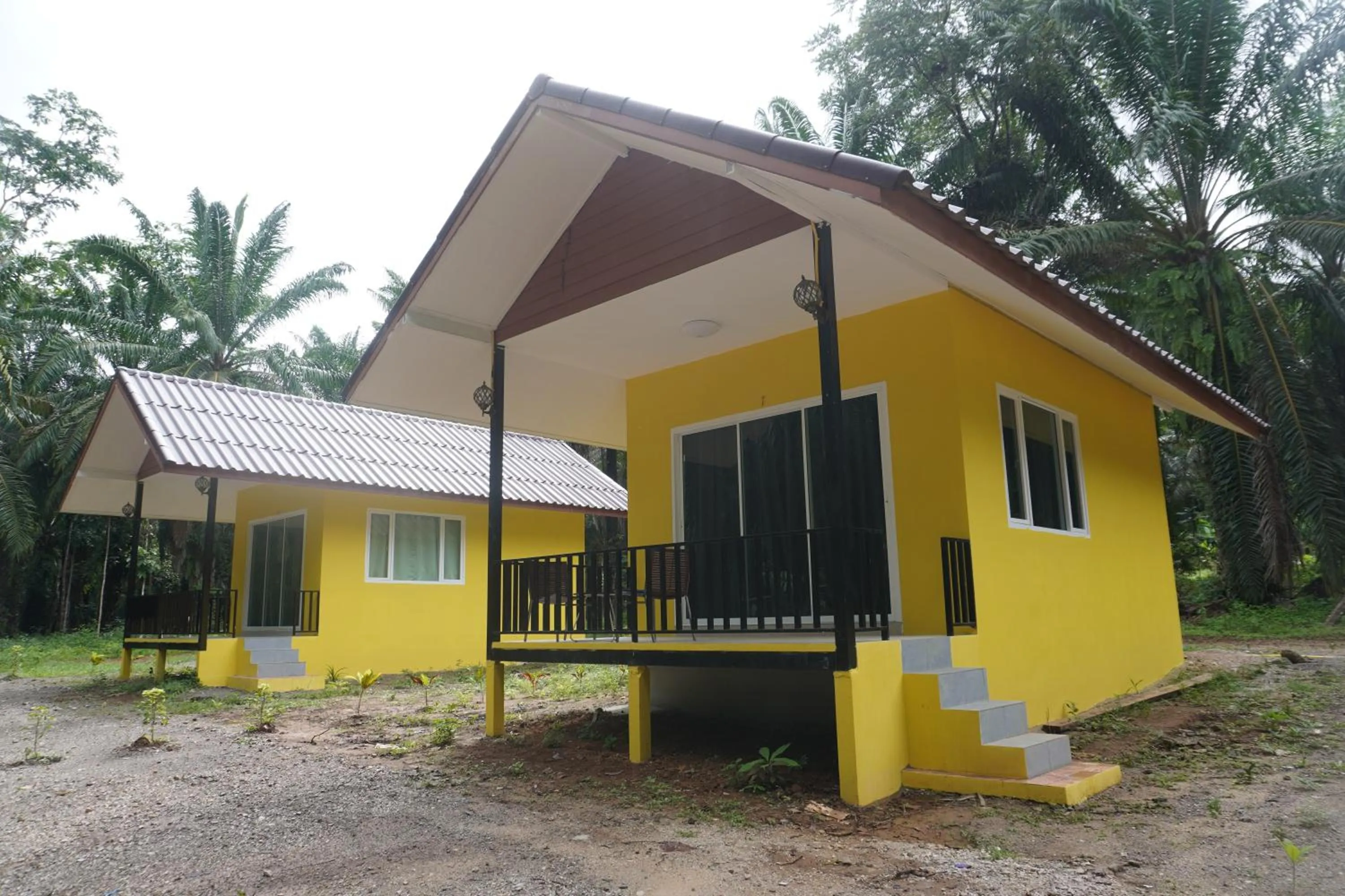 Property building in Khao Sok Palmview Resort