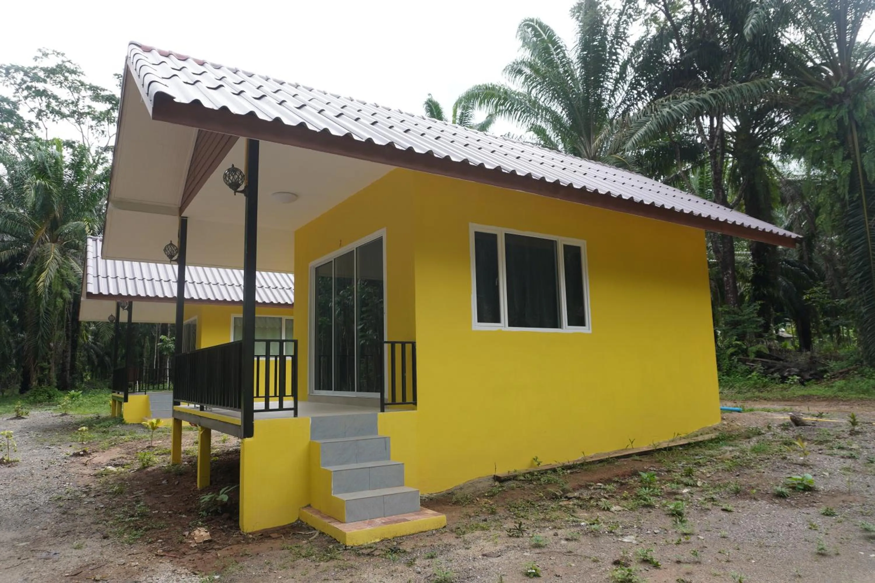 Property building in Khao Sok Palmview Resort