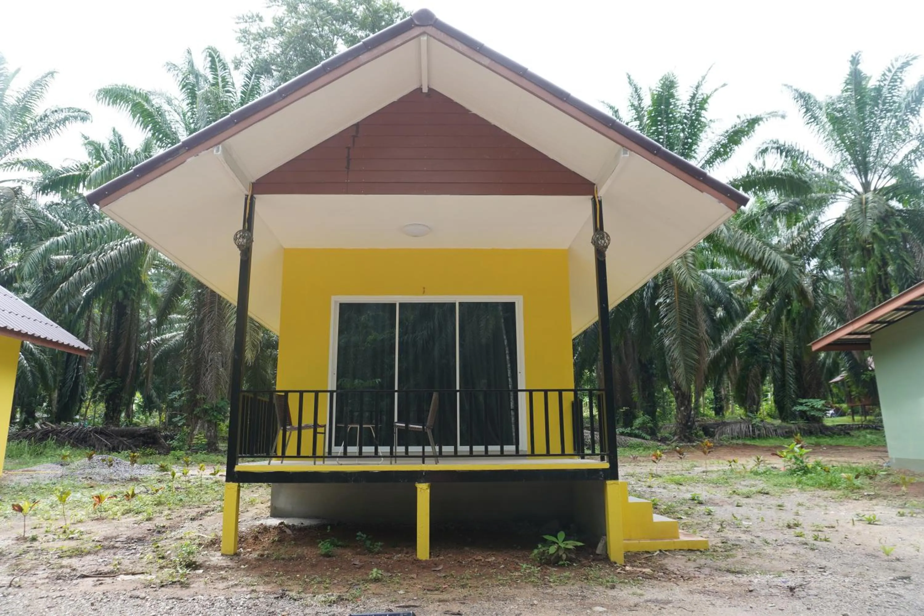 Property building in Khao Sok Palmview Resort