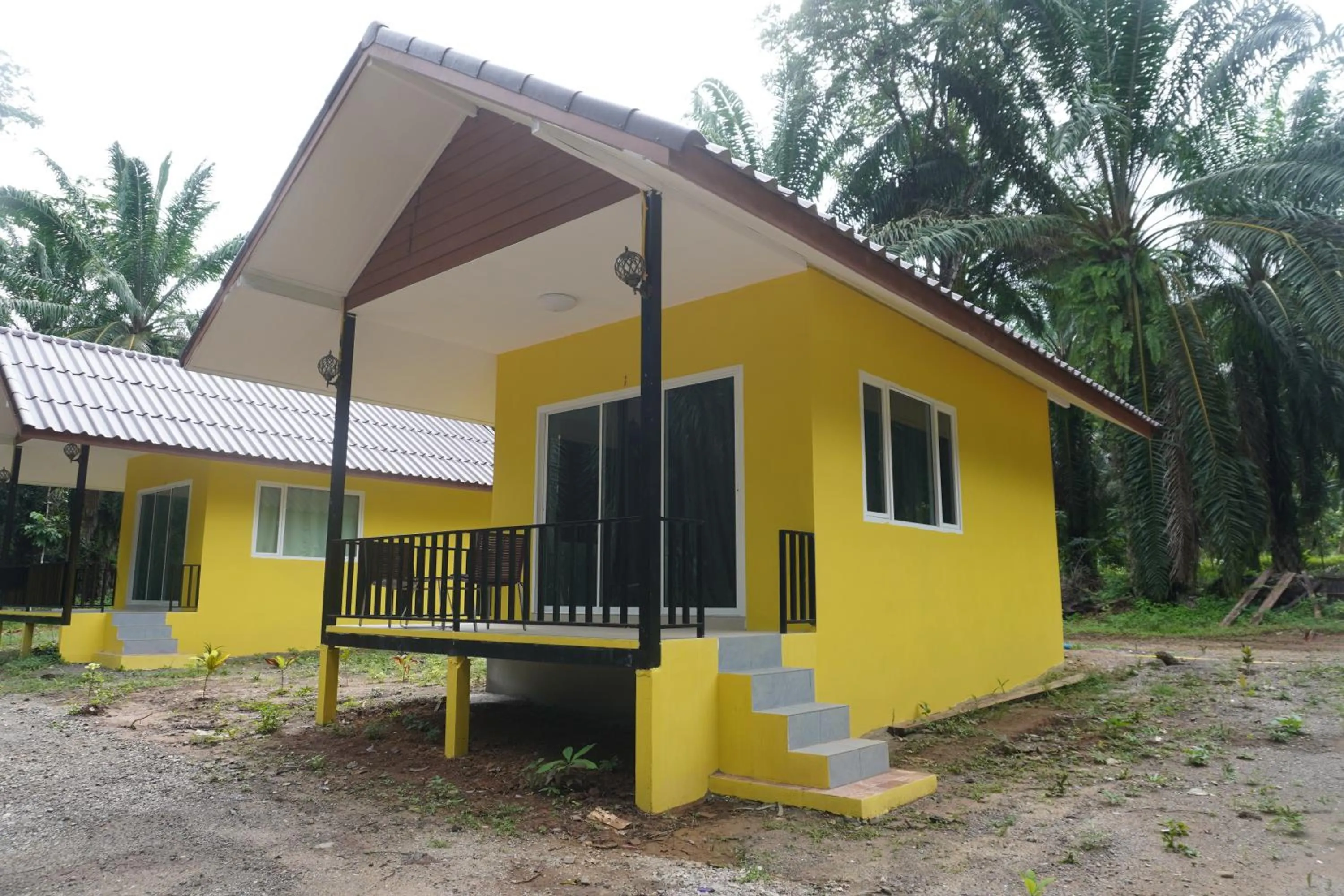 Property building in Khao Sok Palmview Resort
