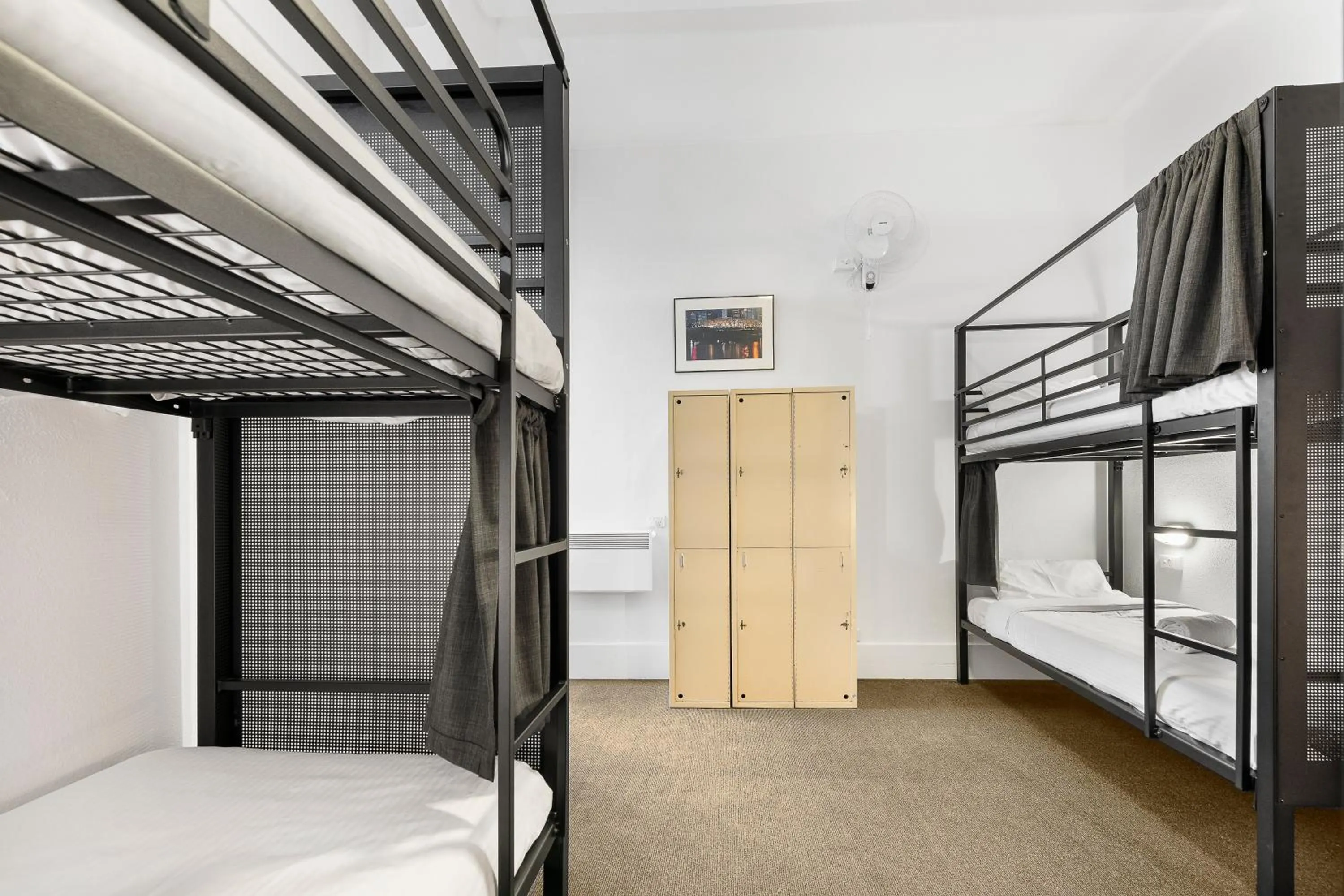 Bedroom, Bed in YHA Melbourne Central