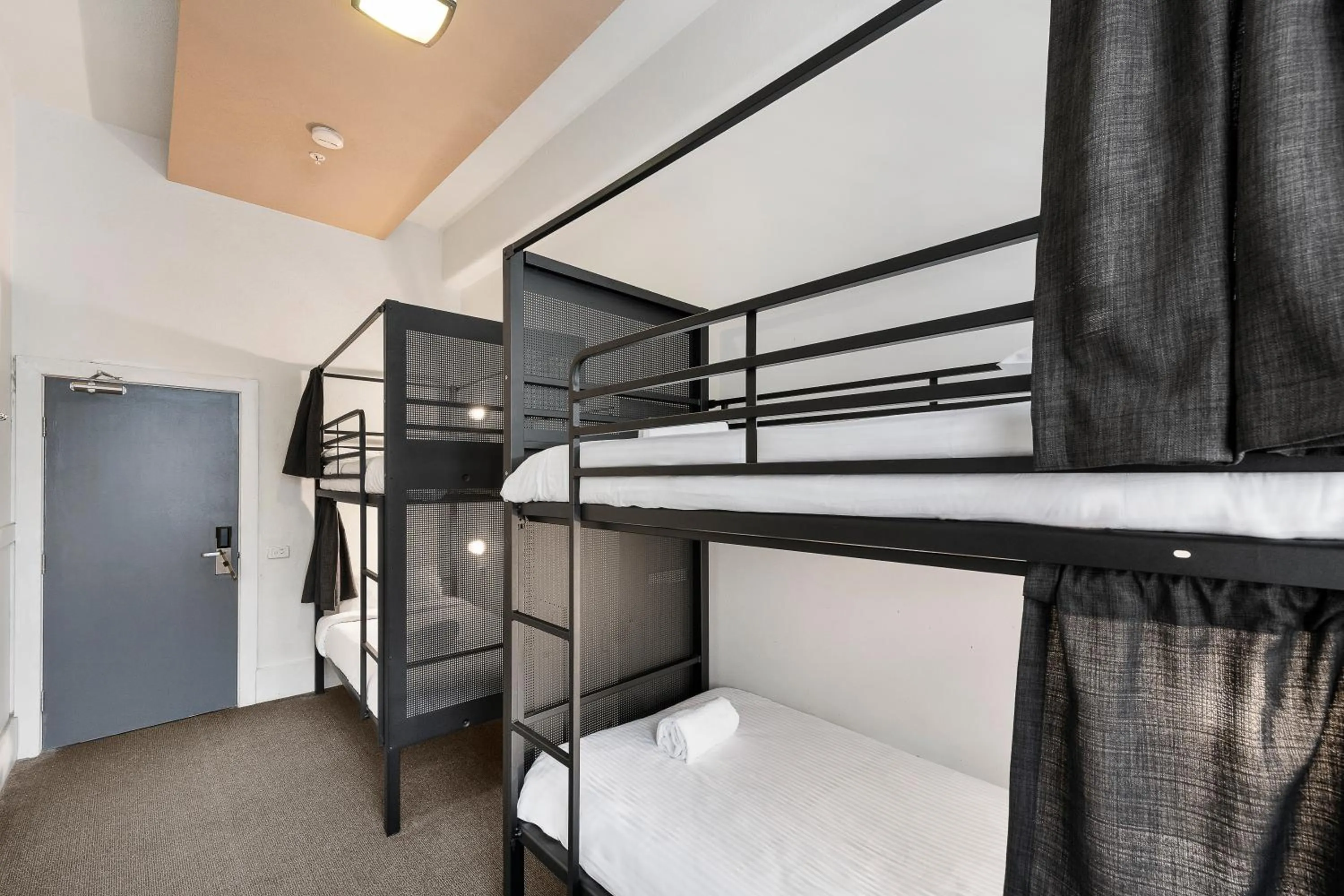 Bedroom, Bed in YHA Melbourne Central