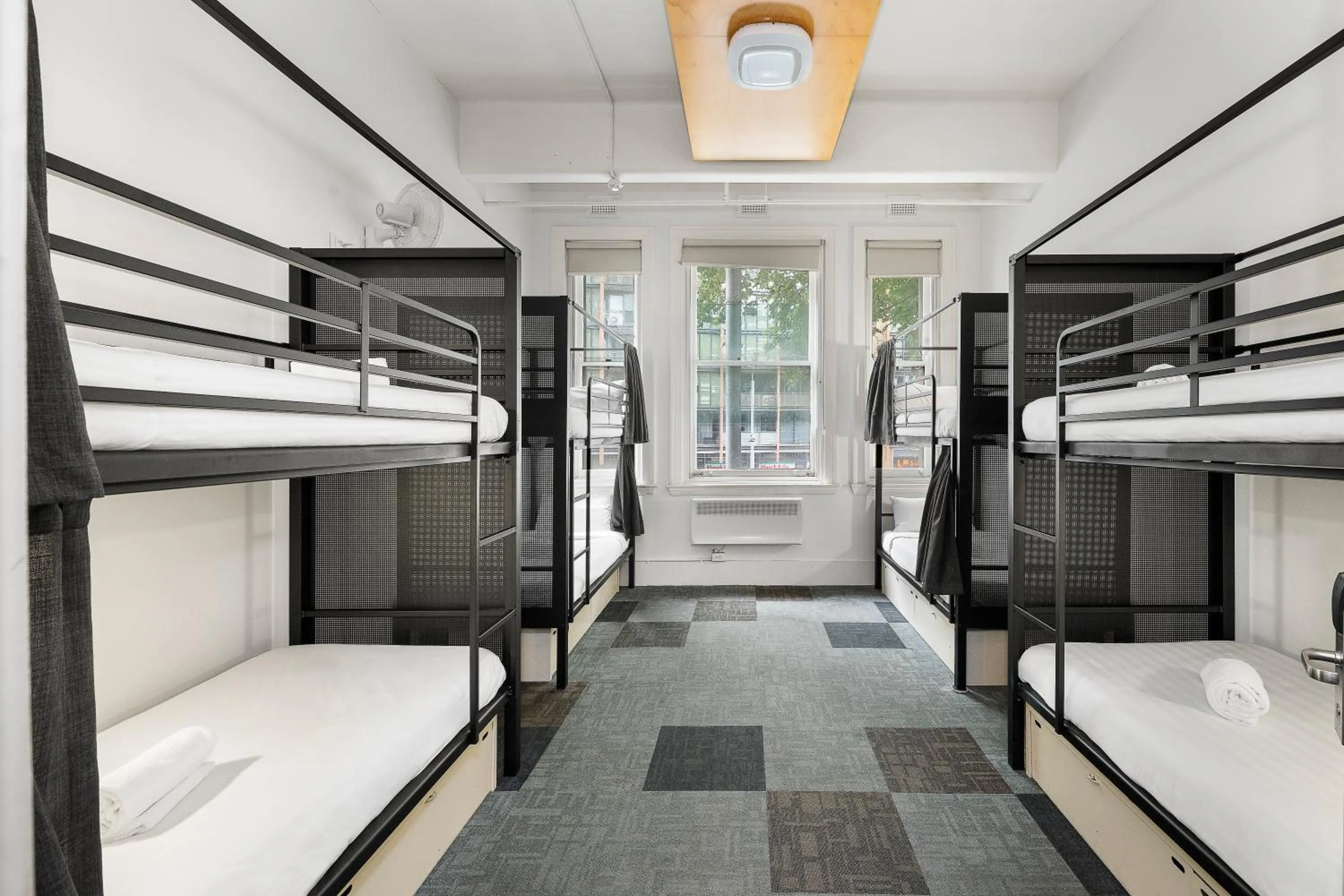 Bedroom, Bed in YHA Melbourne Central