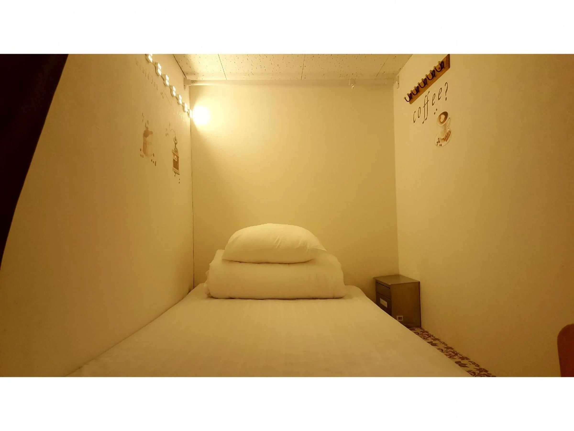 Bed in Shinjuku Sky hostel