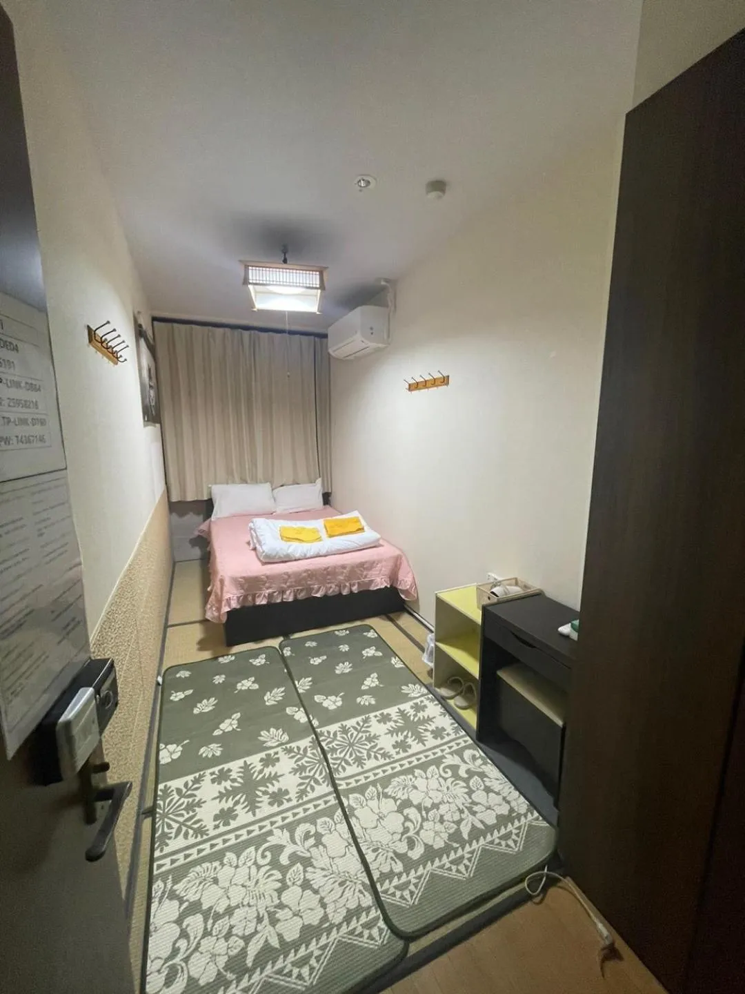 Bed in Shinjuku Sky hostel