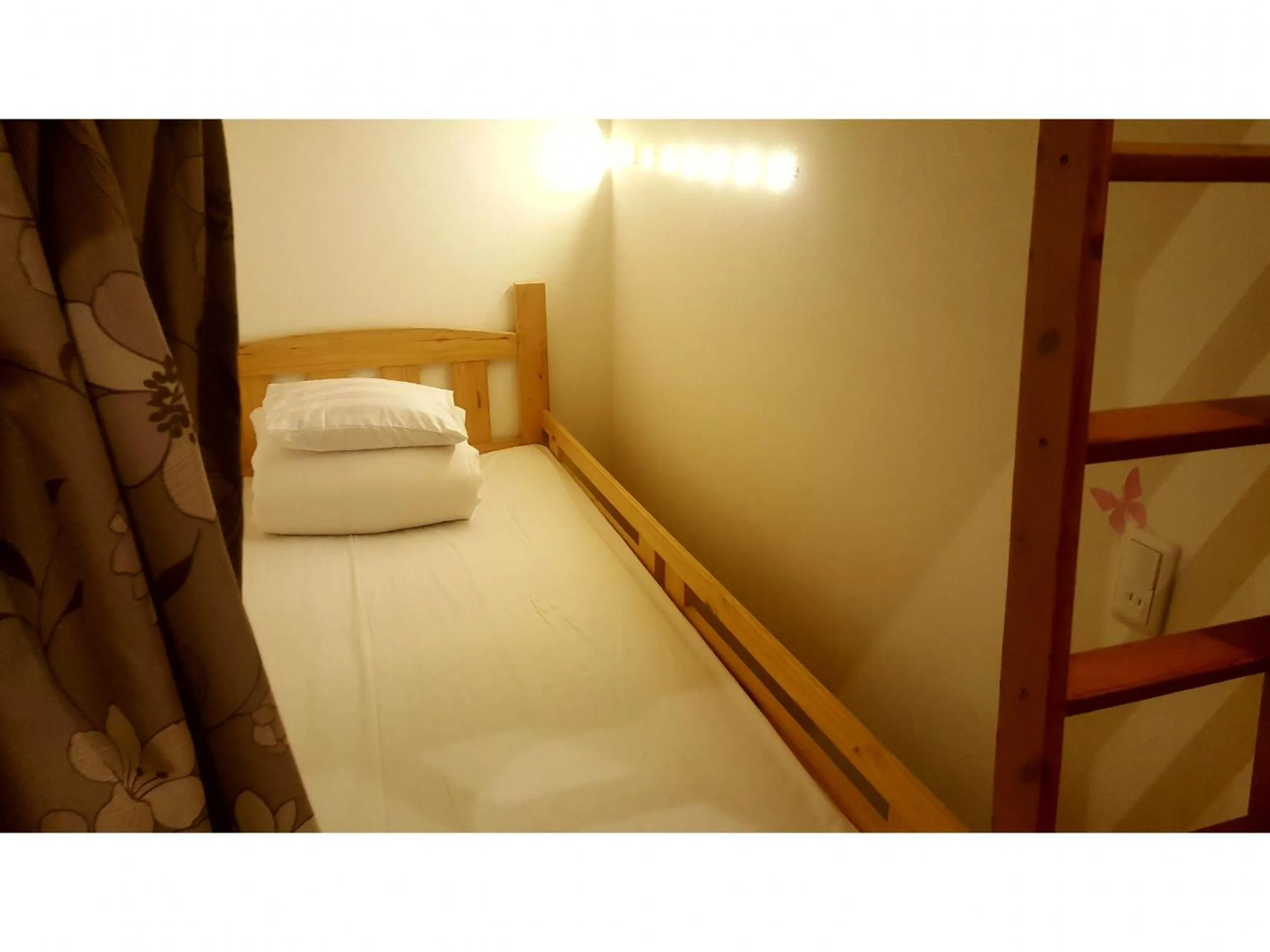 Bed in Shinjuku Sky hostel