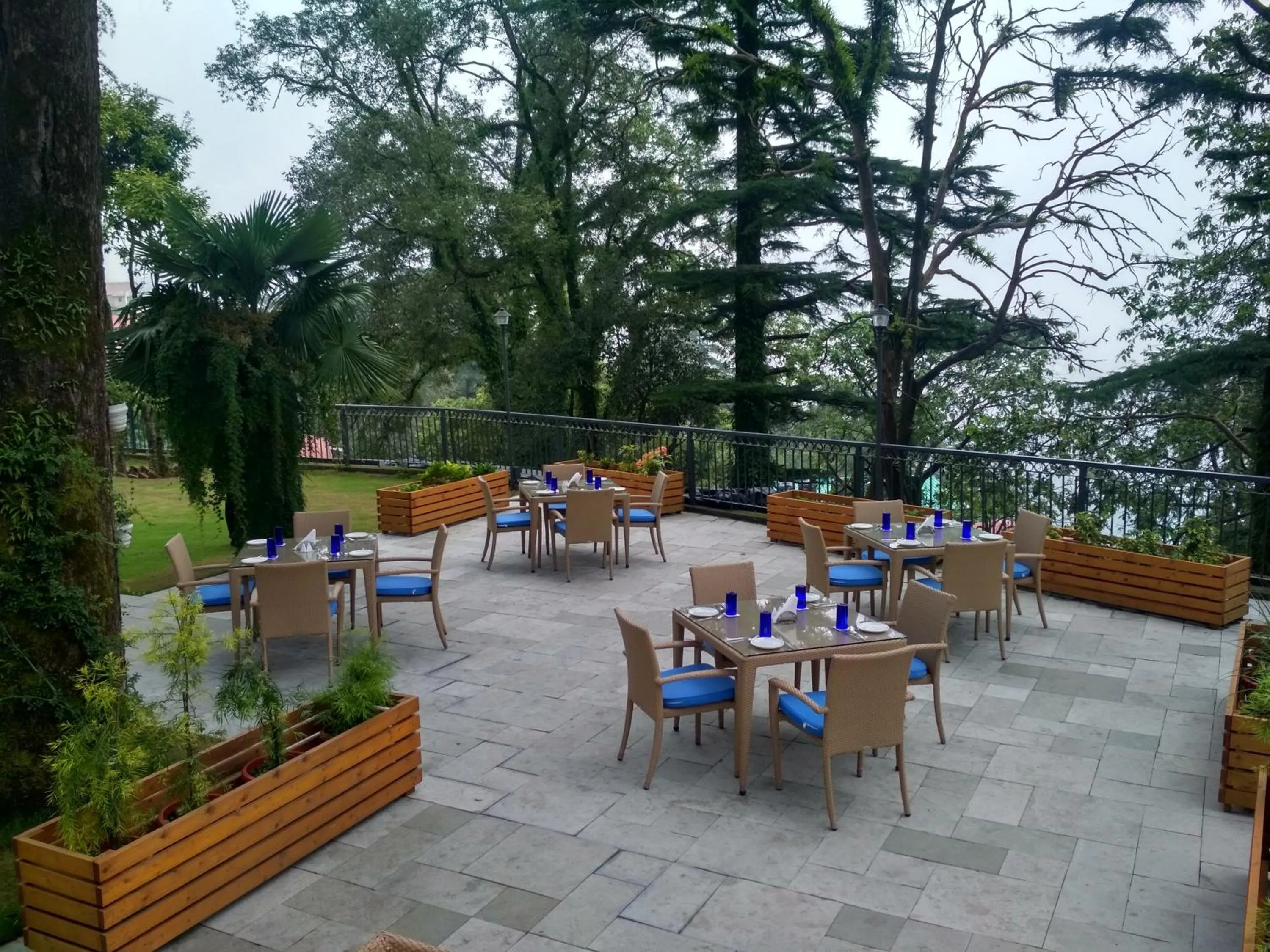 Hotel Pine Retreat Mallroad