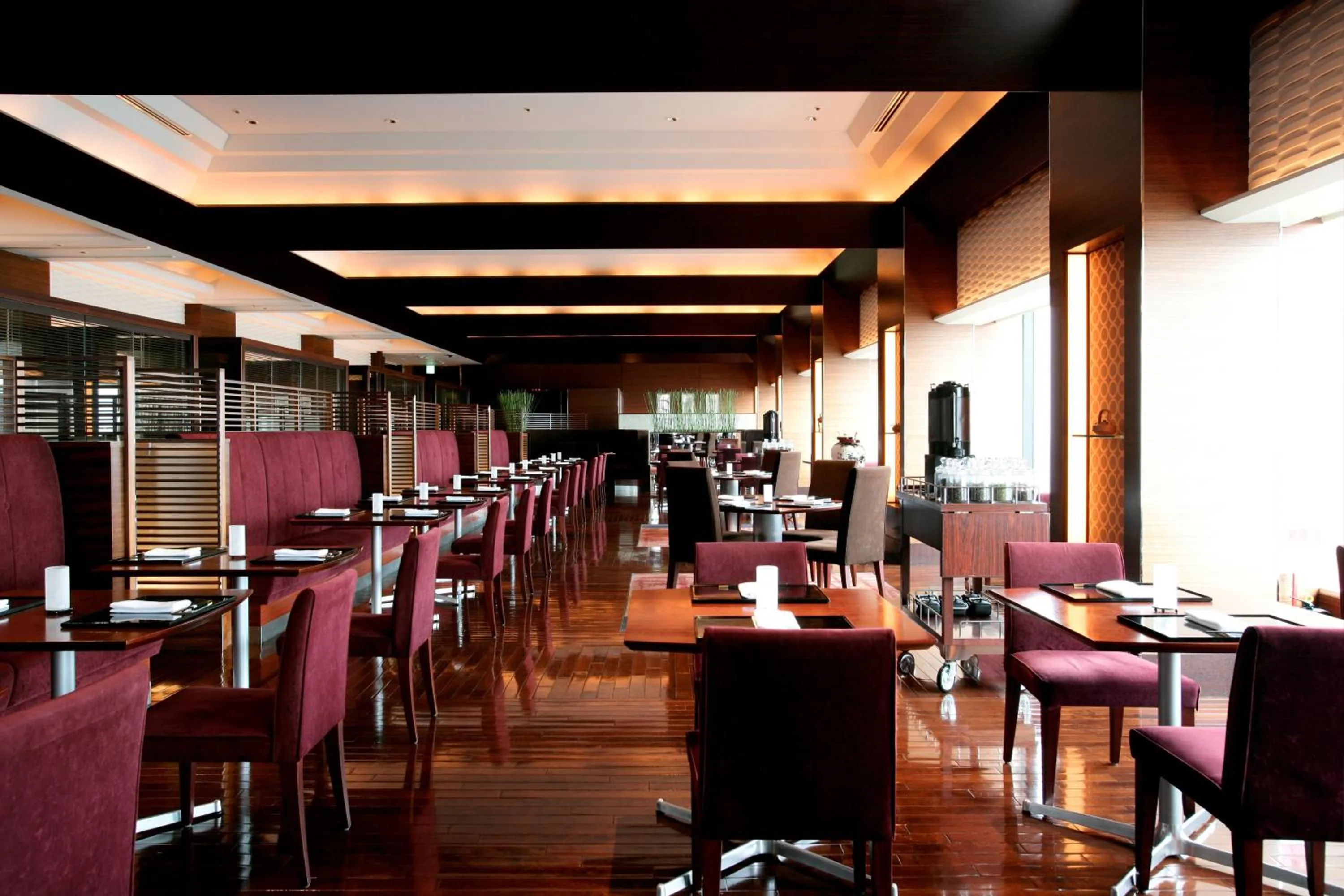 Restaurant/places to eat in InterContinental Yokohama Grand by IHG