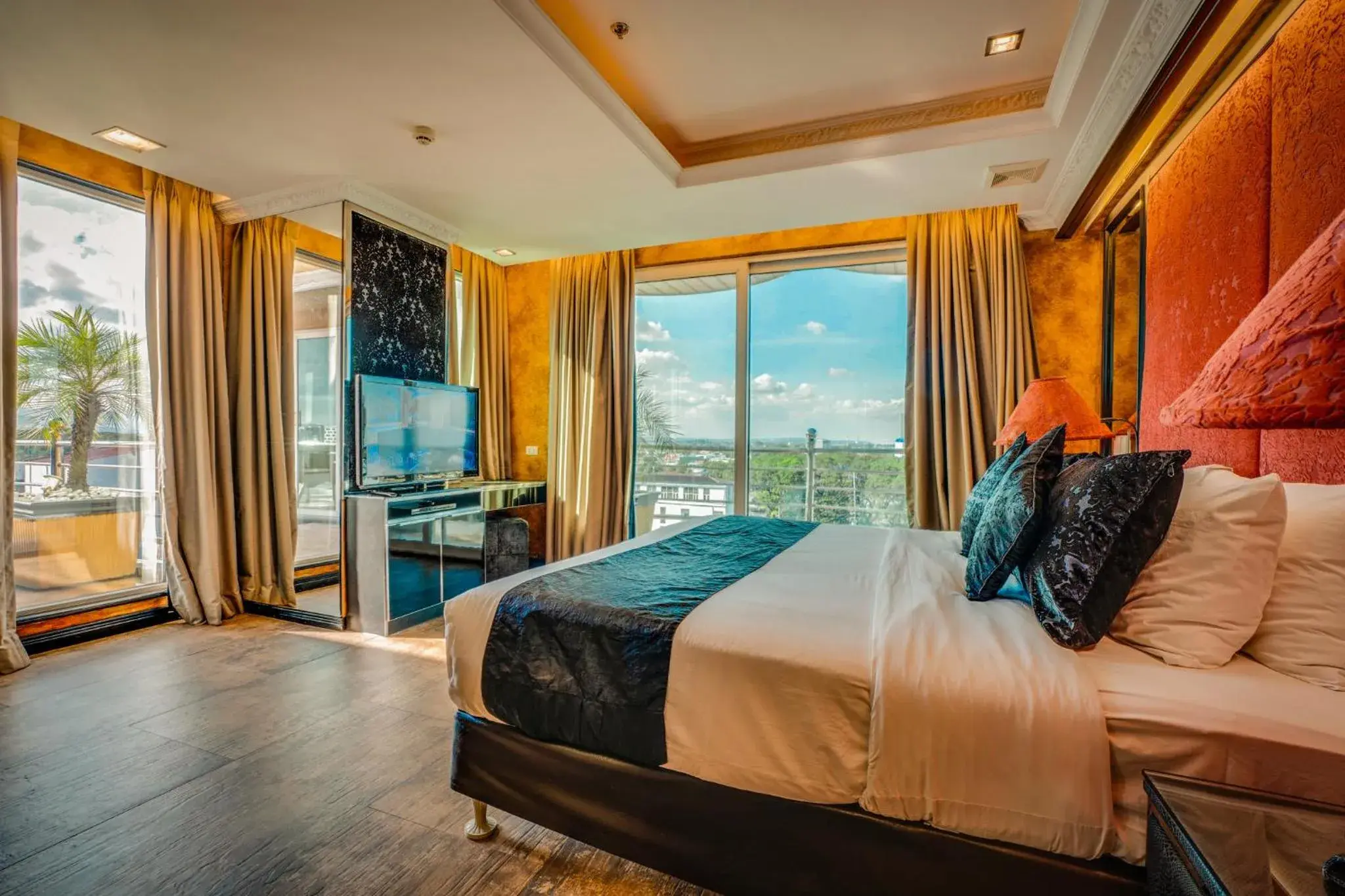 Bed in Fields Plaza Hotel by ABC Bed in Fields Plaza Hotel by ABC