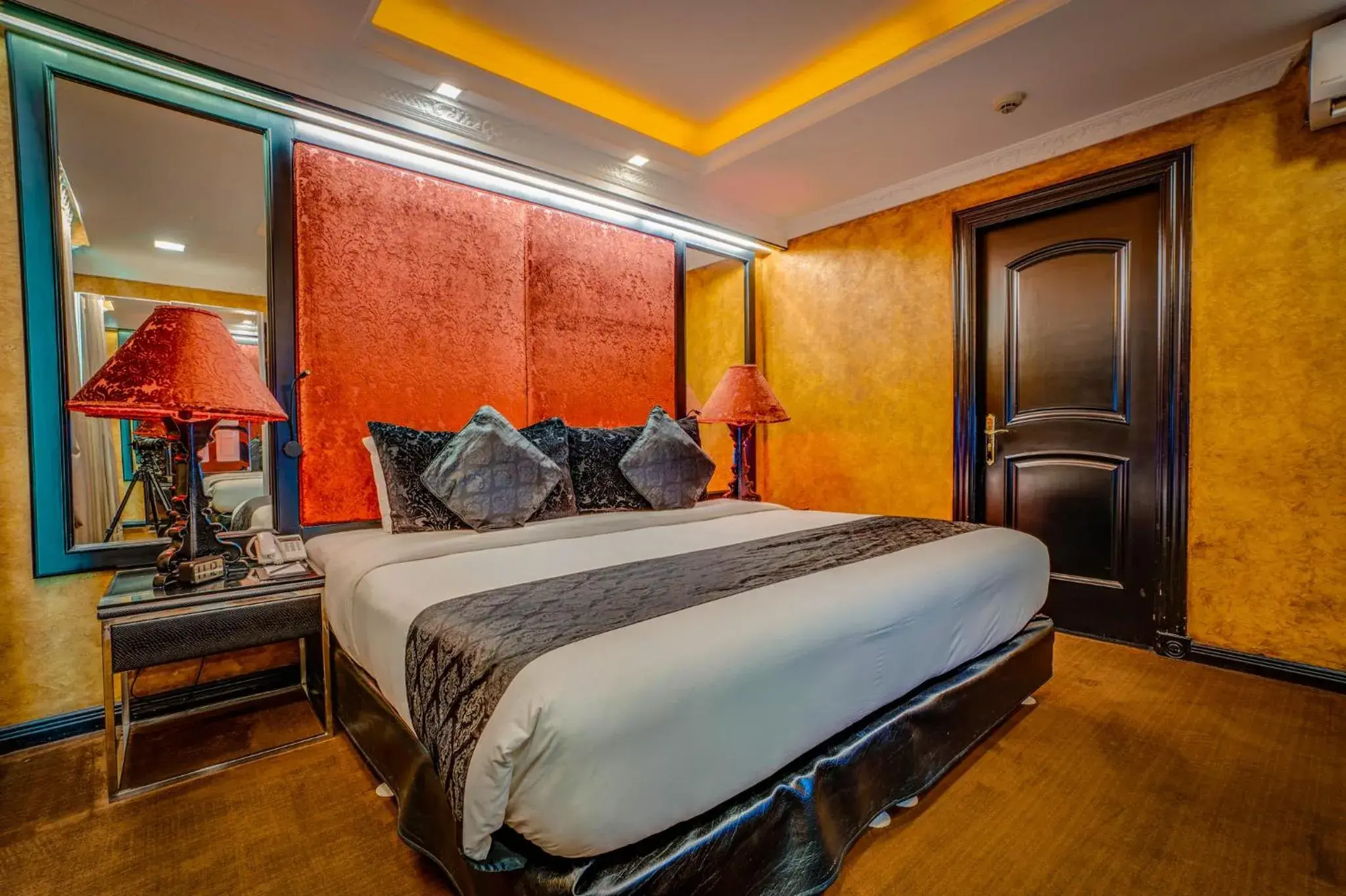 Bed in Fields Plaza Hotel by ABC Bed in Fields Plaza Hotel by ABC