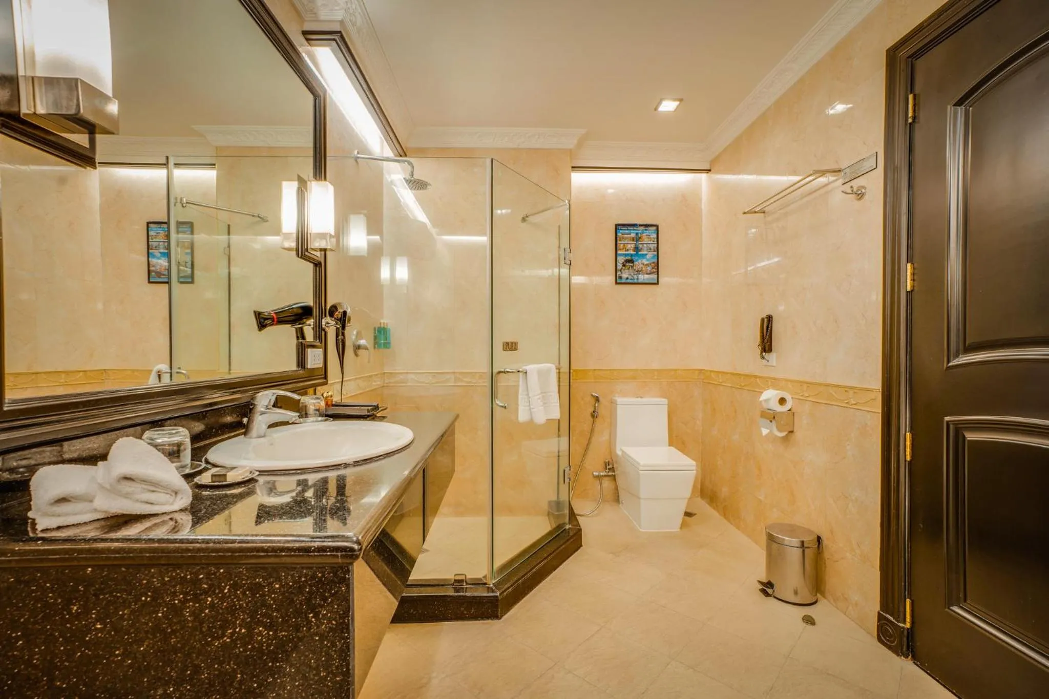 Fields Plaza Hotel by ABC