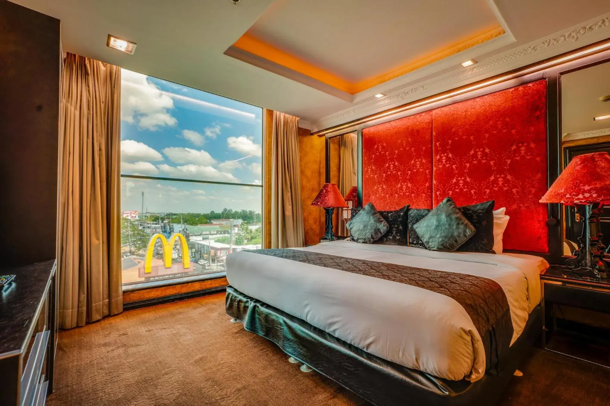 Bed in Fields Plaza Hotel by ABC Bed in Fields Plaza Hotel by ABC