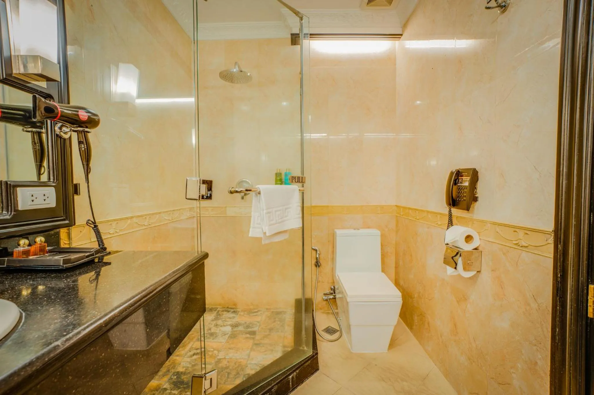 Fields Plaza Hotel by ABC