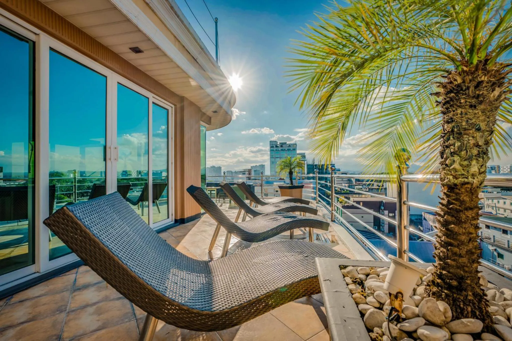 Fields Plaza Hotel by ABC