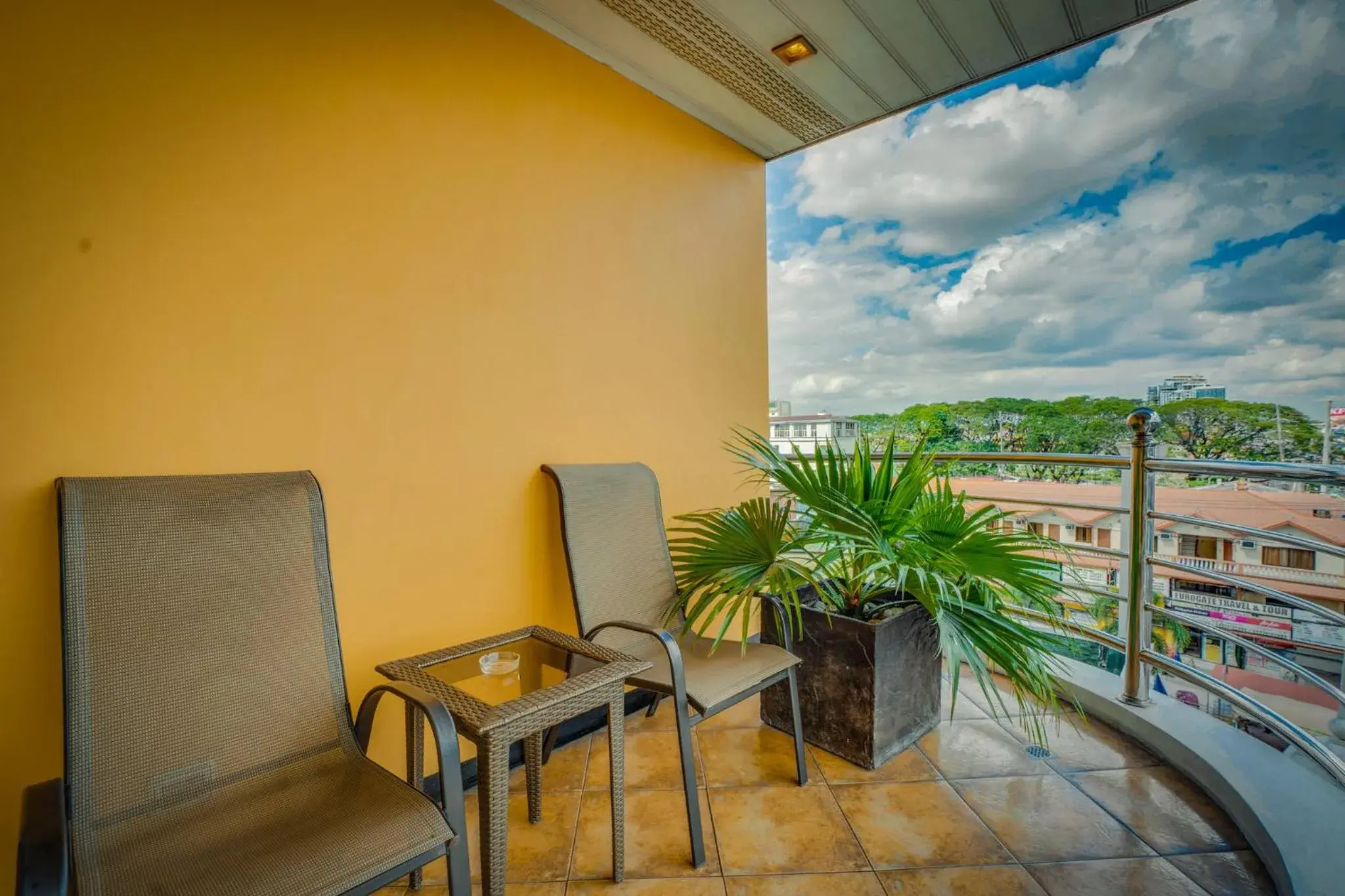 Fields Plaza Hotel by ABC Fields Plaza Hotel by ABC