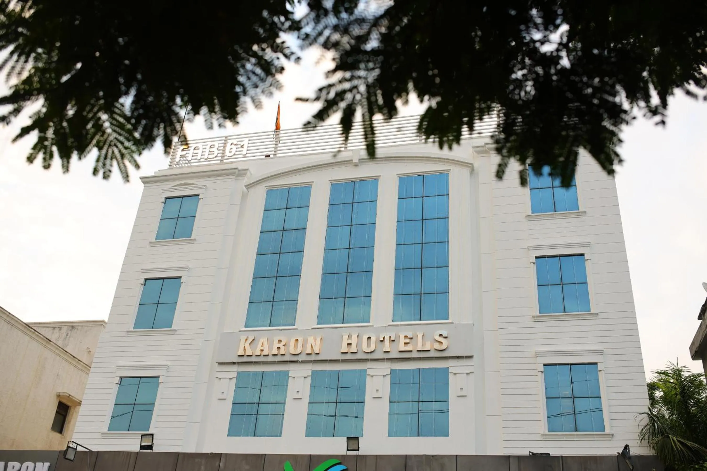 Property building in Karon Hotels - Lajpat Nagar