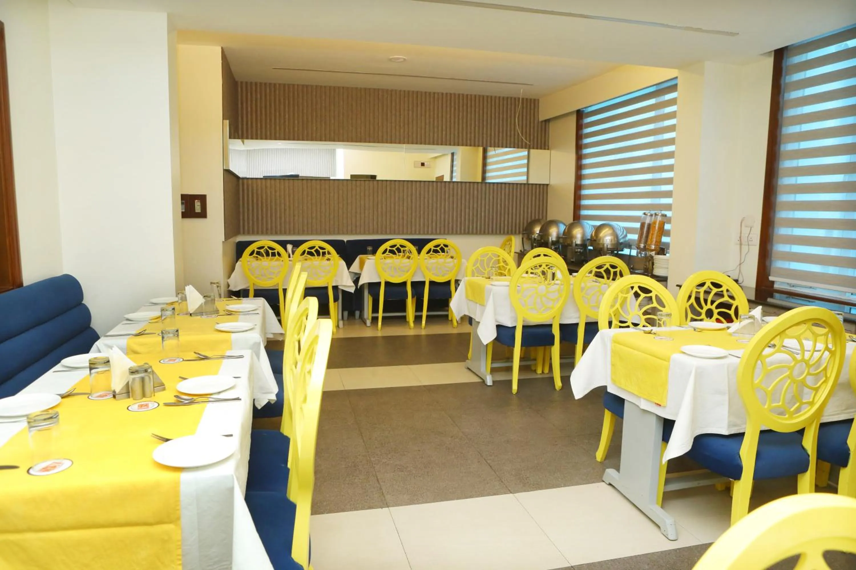 Restaurant/places to eat in Karon Hotels - Lajpat Nagar