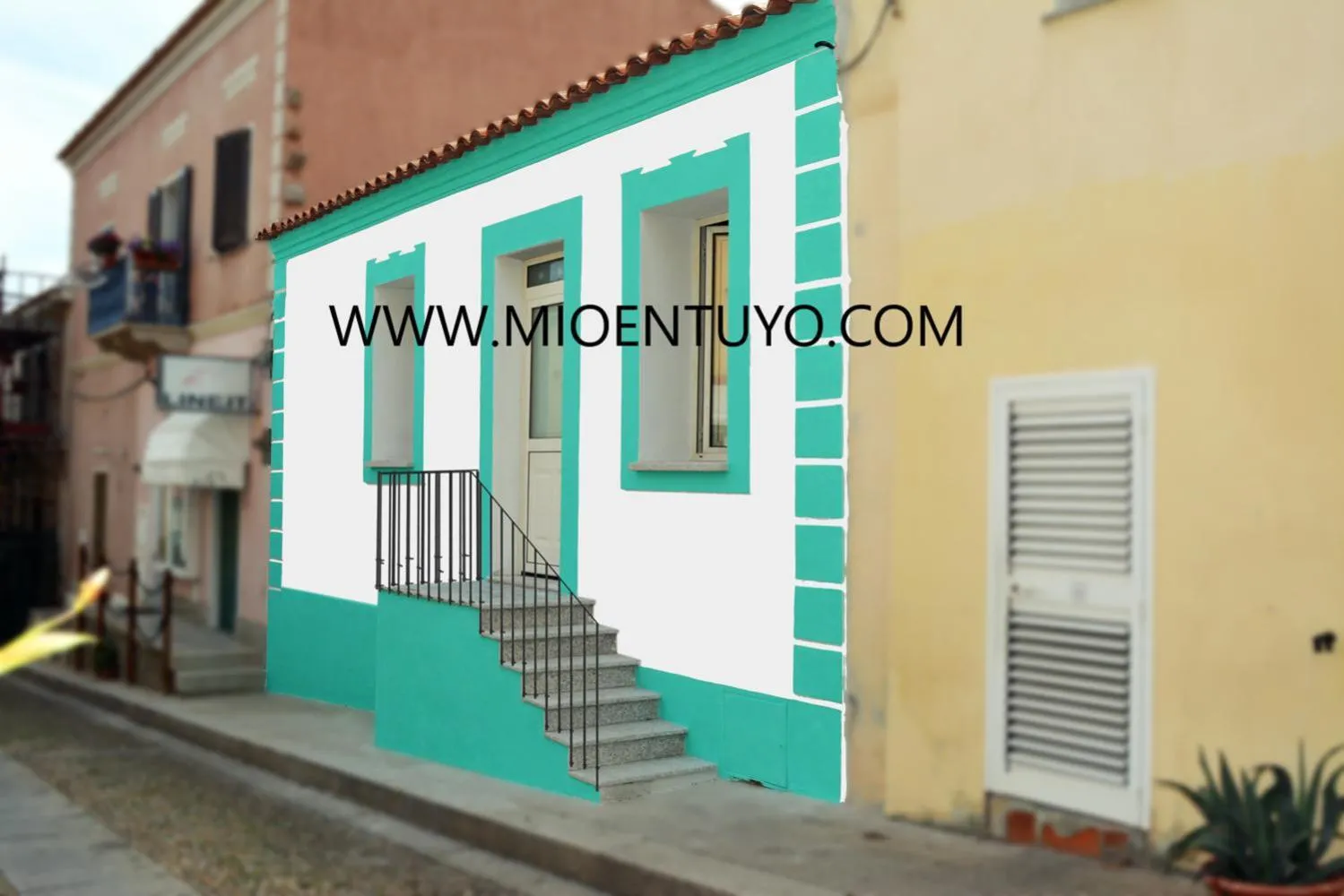 Facade/entrance in Mio & Tuyo