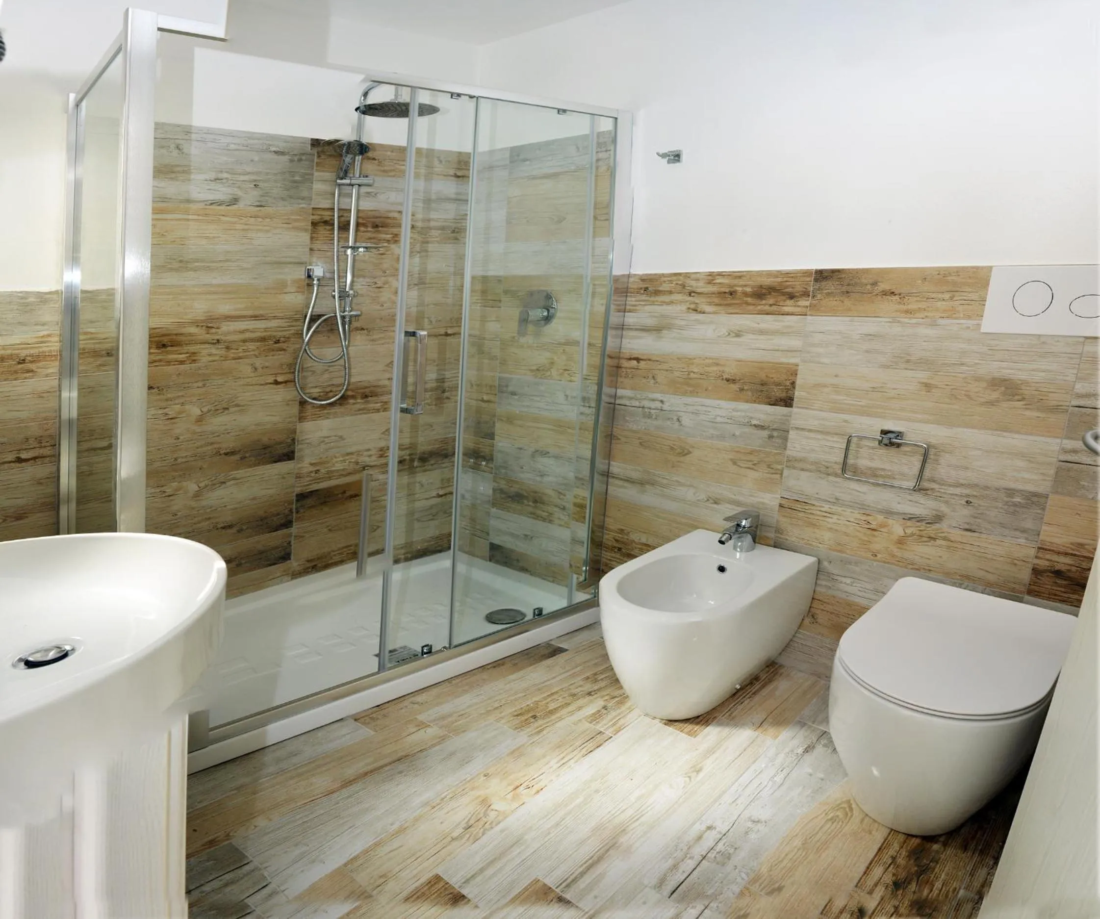 Bathroom in Mio & Tuyo