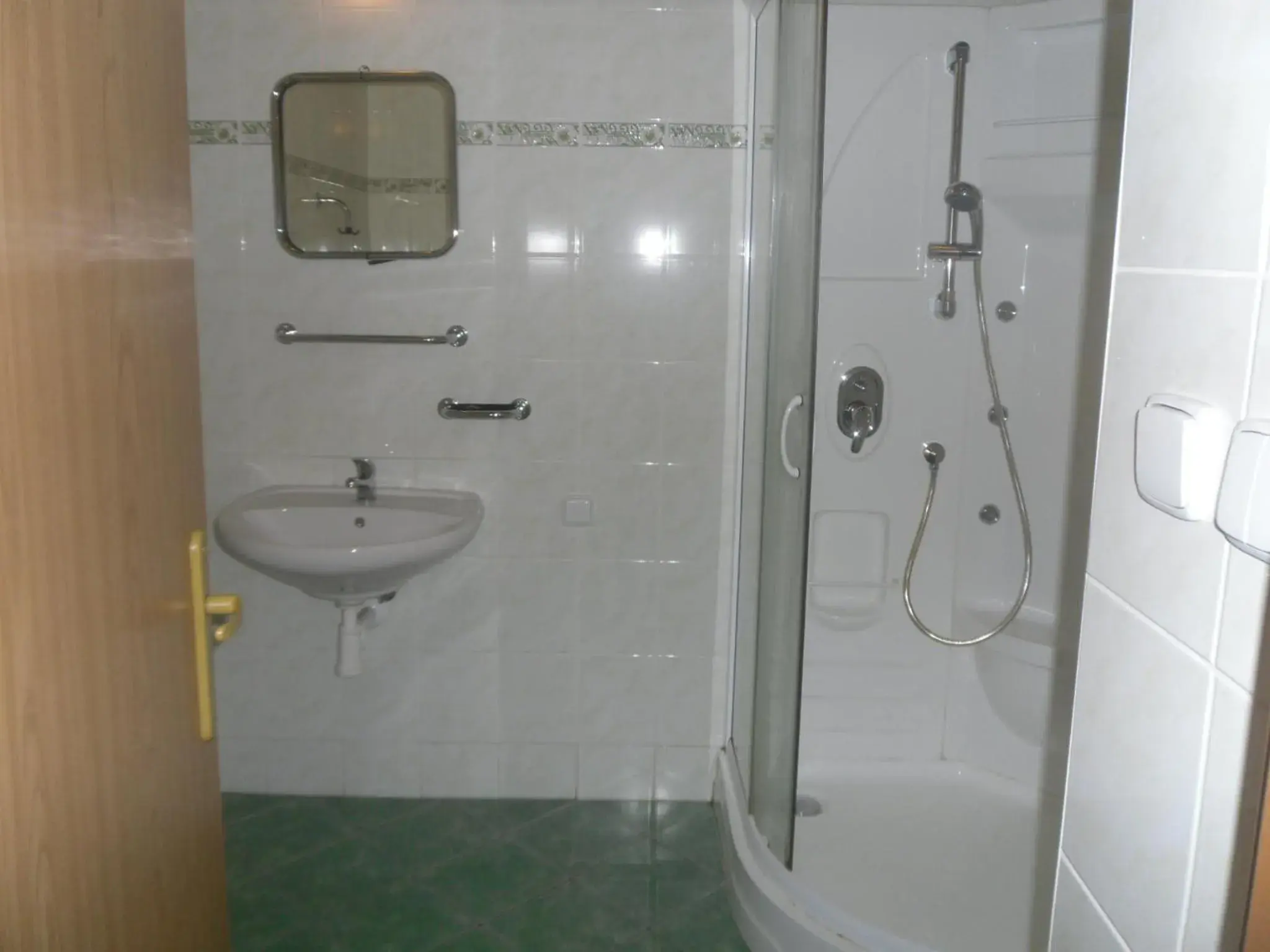 Triple Room - single occupancy in Hotel Grand Triple Room - single occupancy in Hotel Grand