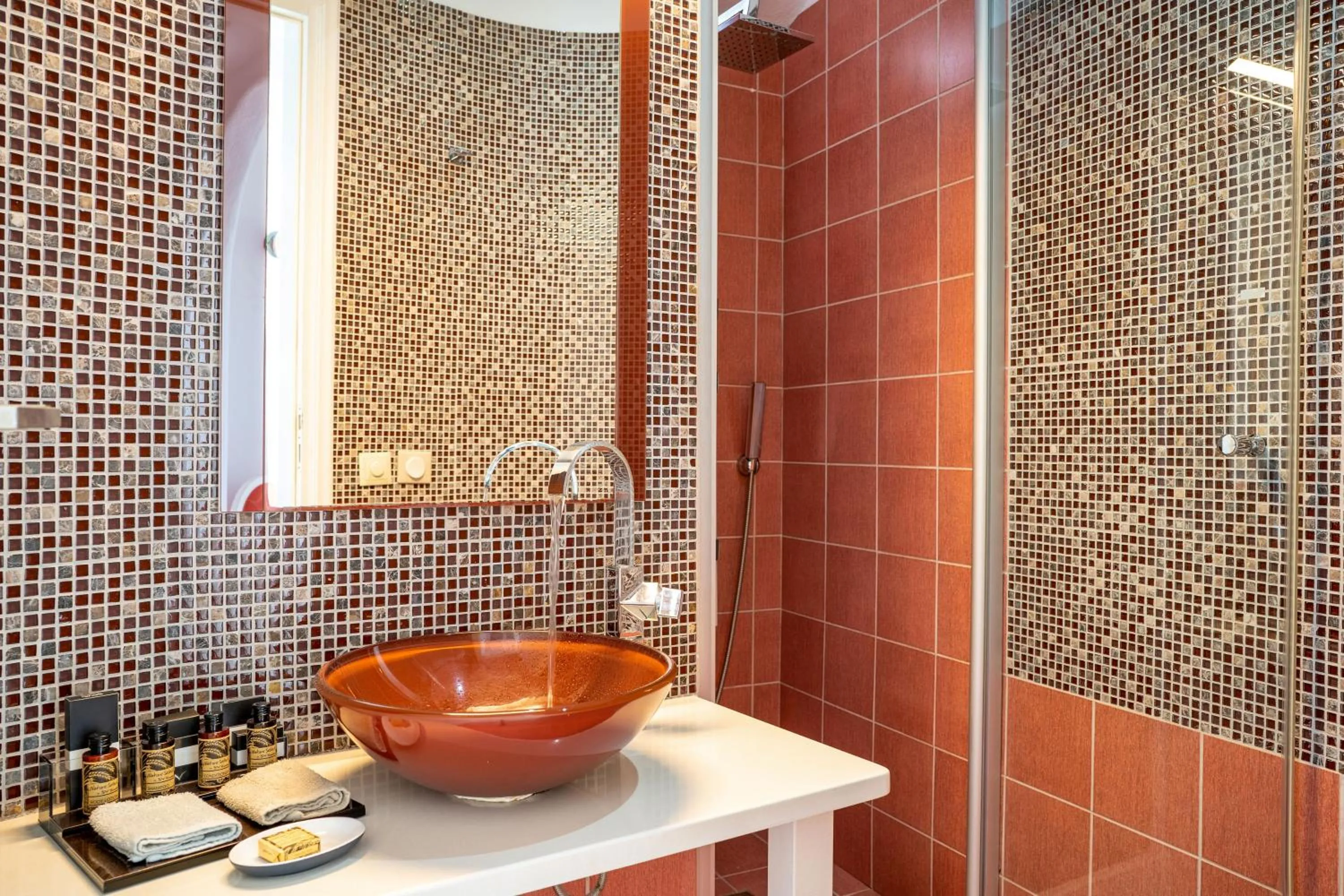 Bathroom in Delfini Villas
