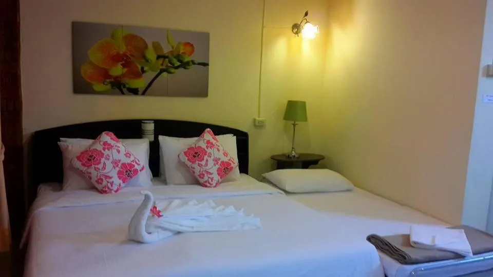 Bed in Krabi Discovery Resort