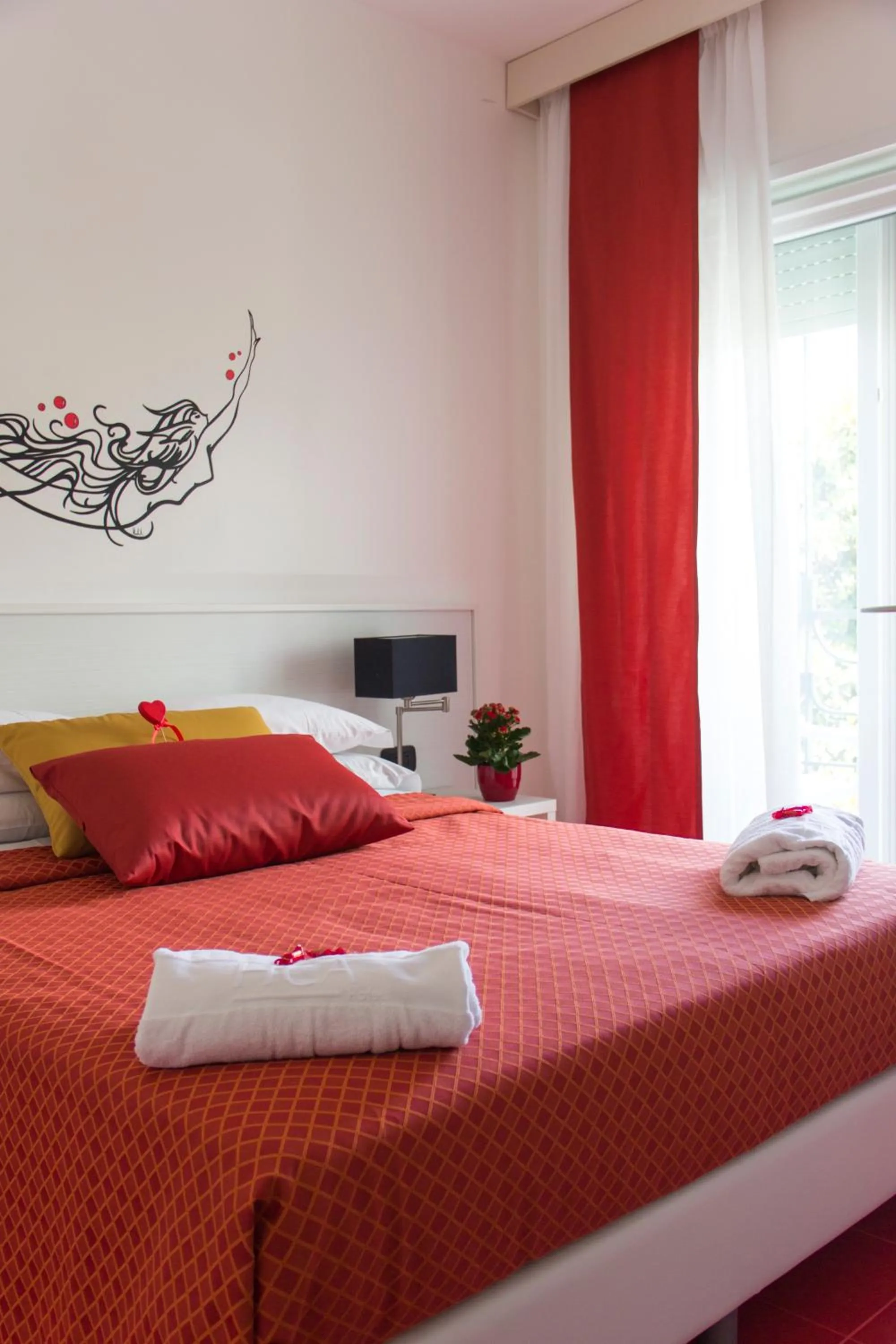 Bedroom, Bed in Hotel Villa Chiara