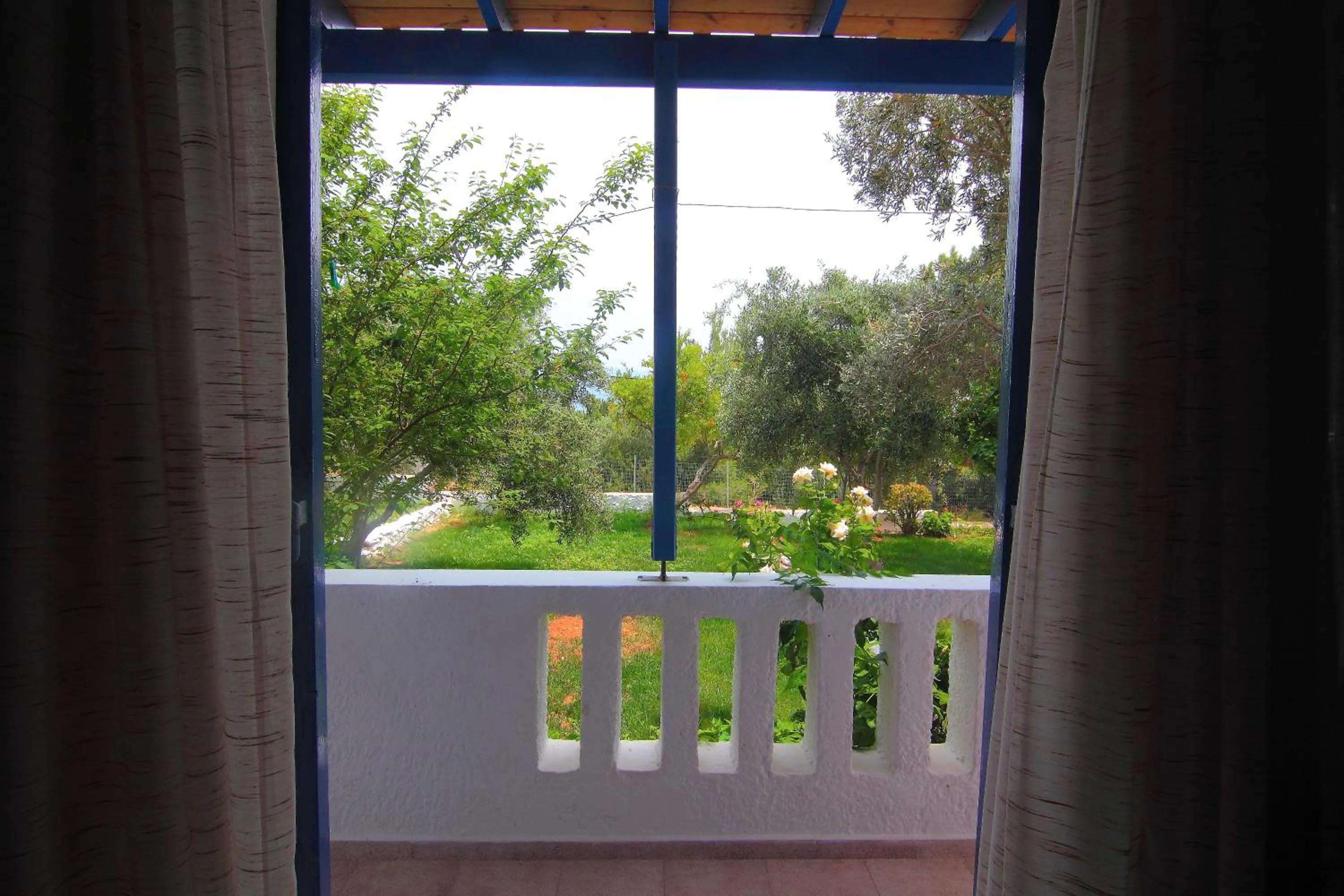 Balcony/Terrace in White Rock Apartments