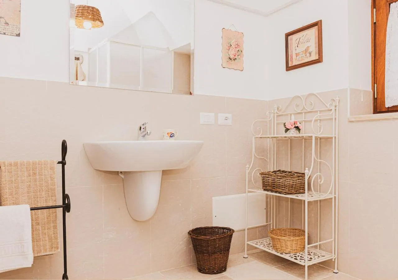 Toilet in Poggio degli Ulivi