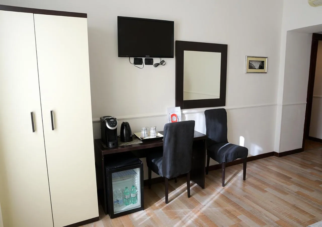 Bedroom in GH Colosseum