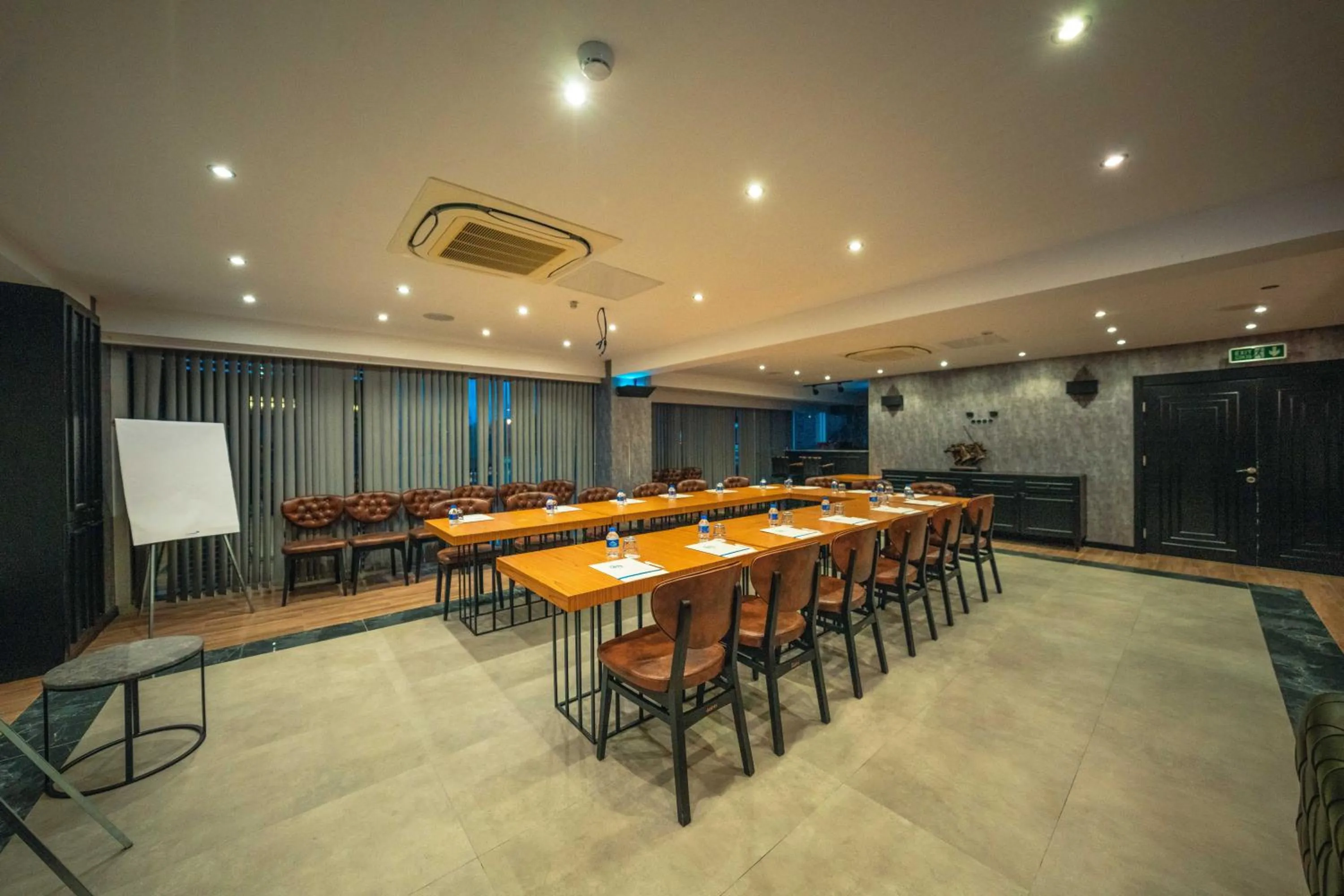 Meeting/conference room in Alfa Suites & SPA