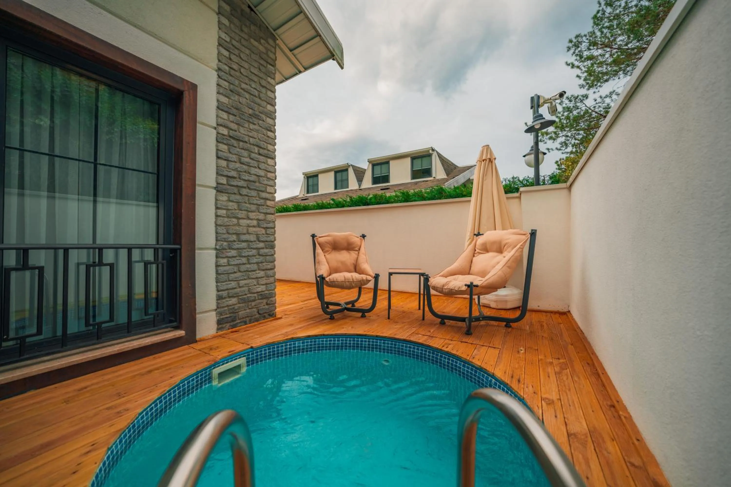 Swimming pool in Alfa Suites & SPA