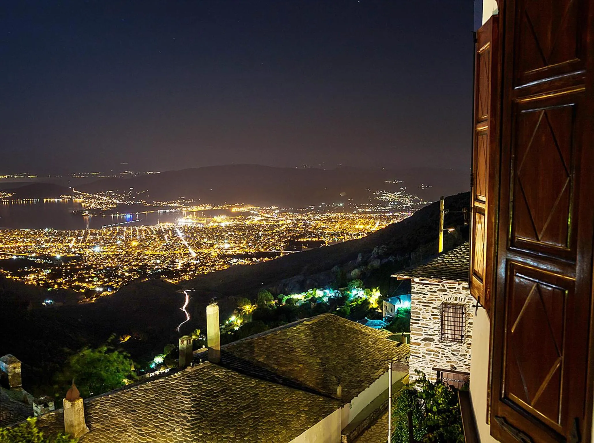 Night in Archontiko Repana - Makrinitsa Stone Retreat