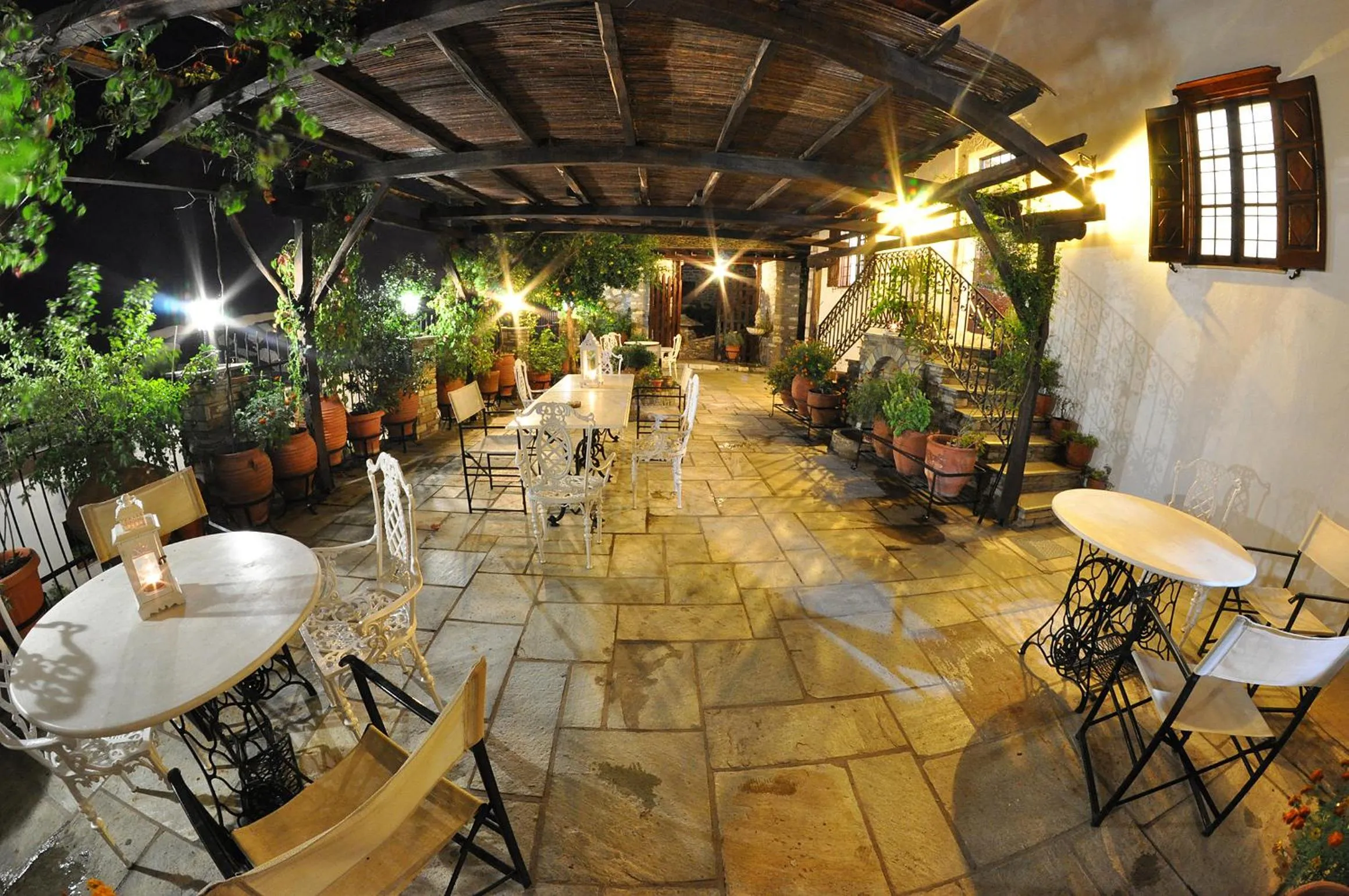 Patio in Archontiko Repana - Makrinitsa Stone Retreat