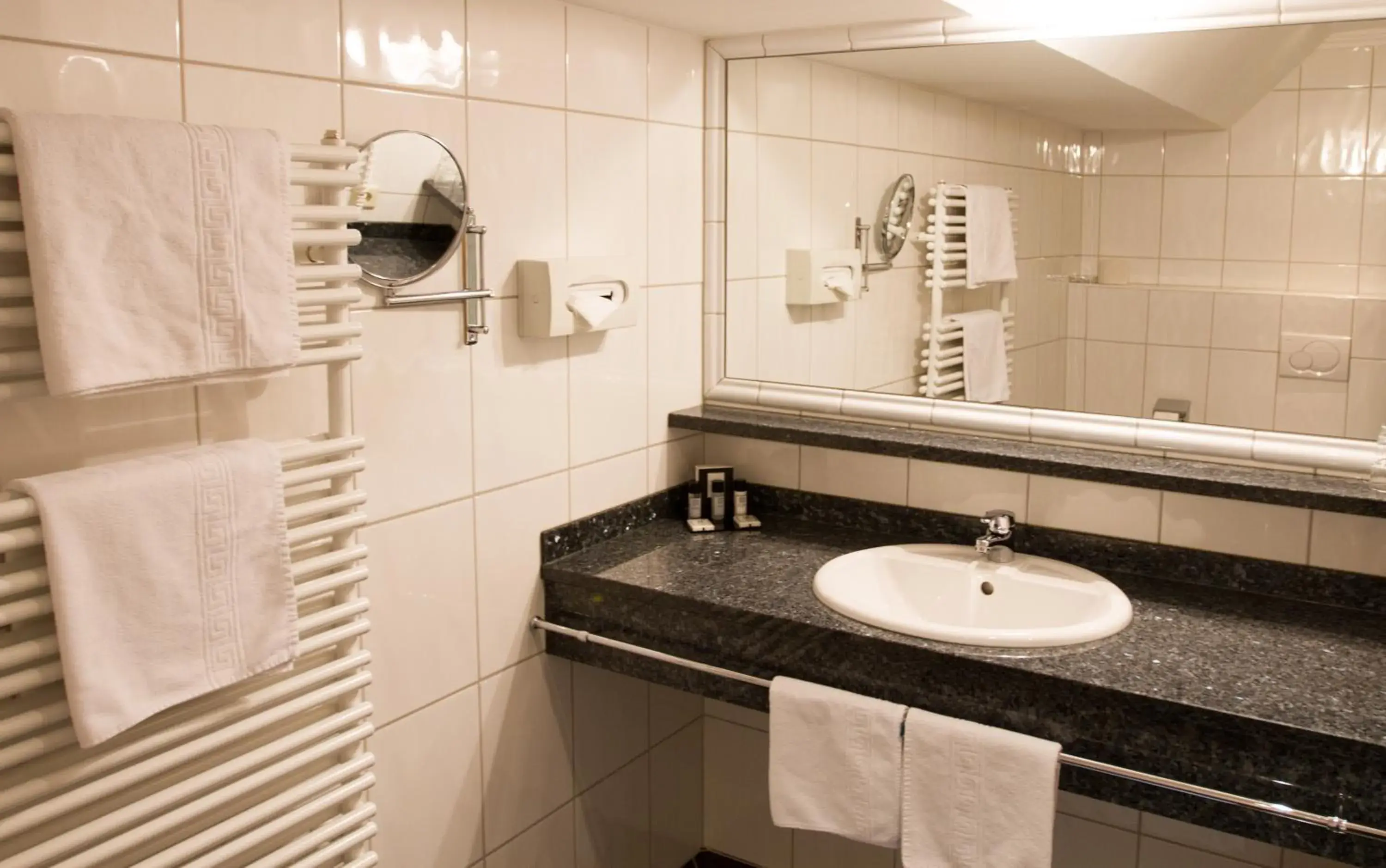 Bathroom in Hotel Albona