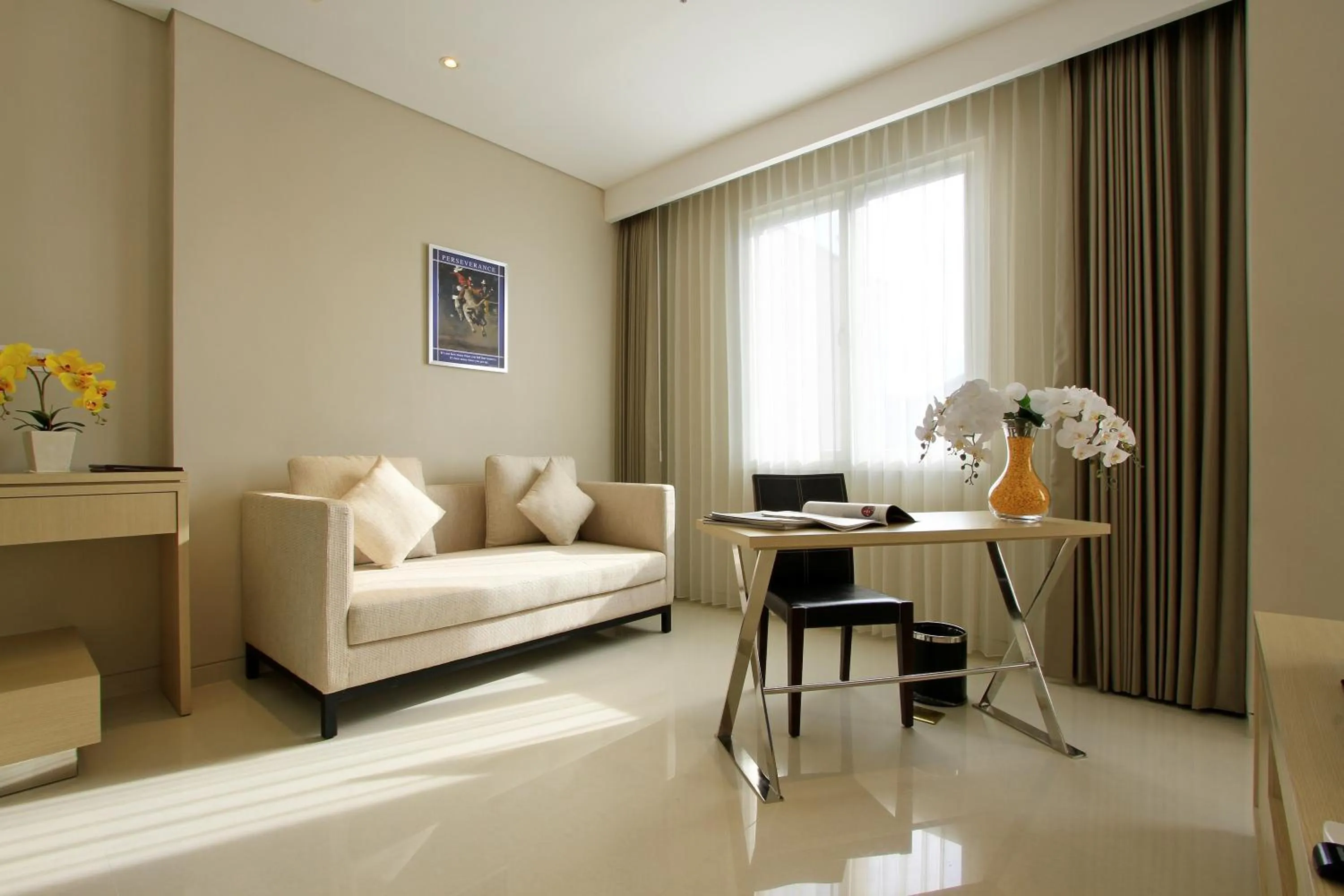 Photo of the whole room in Ohana Hotel Kuta