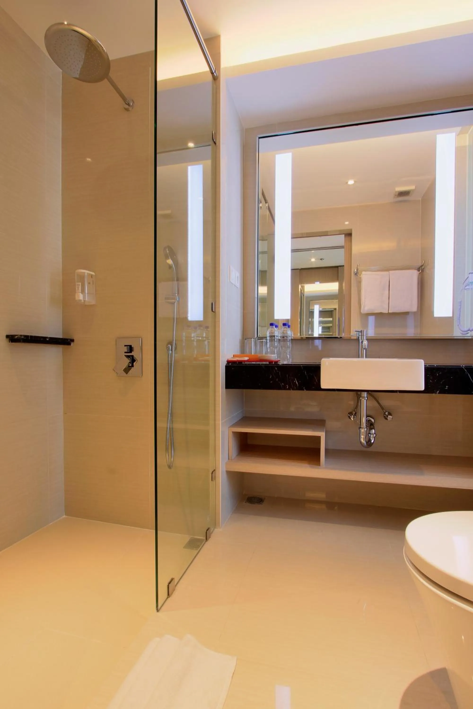 Bed in Ohana Hotel Kuta