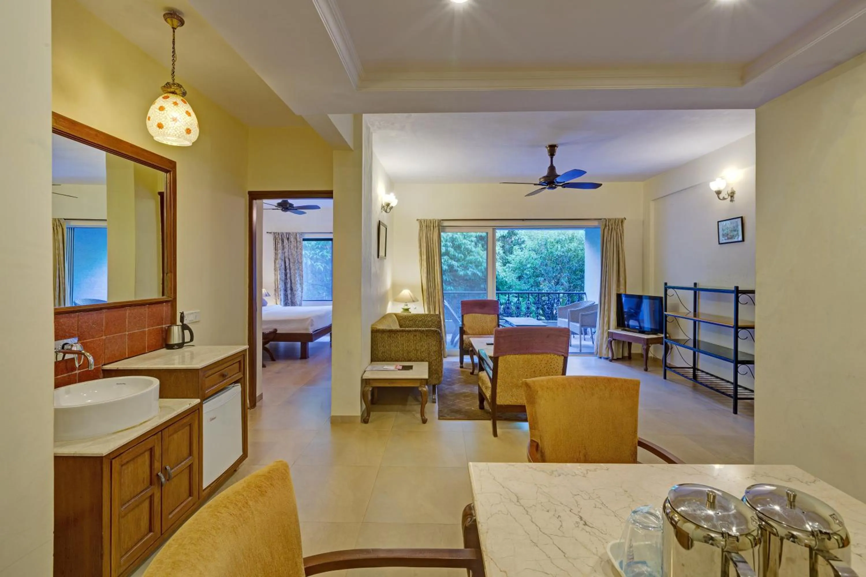 Communal lounge/ TV room in Ramsukh Resorts and Spa