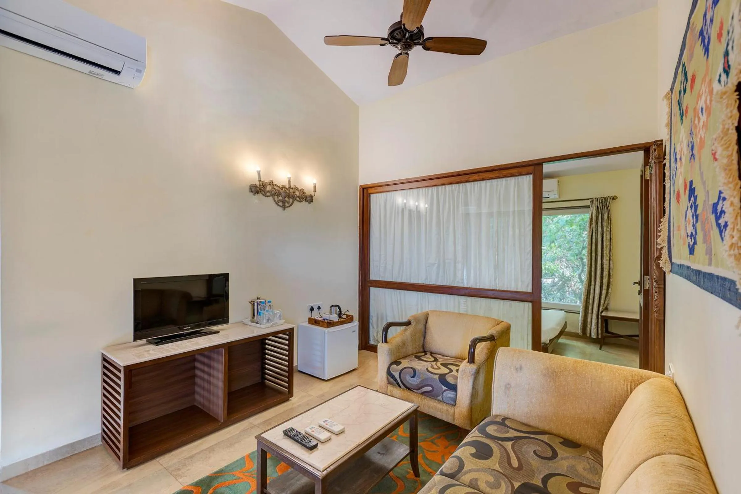 TV and multimedia in Ramsukh Resorts and Spa