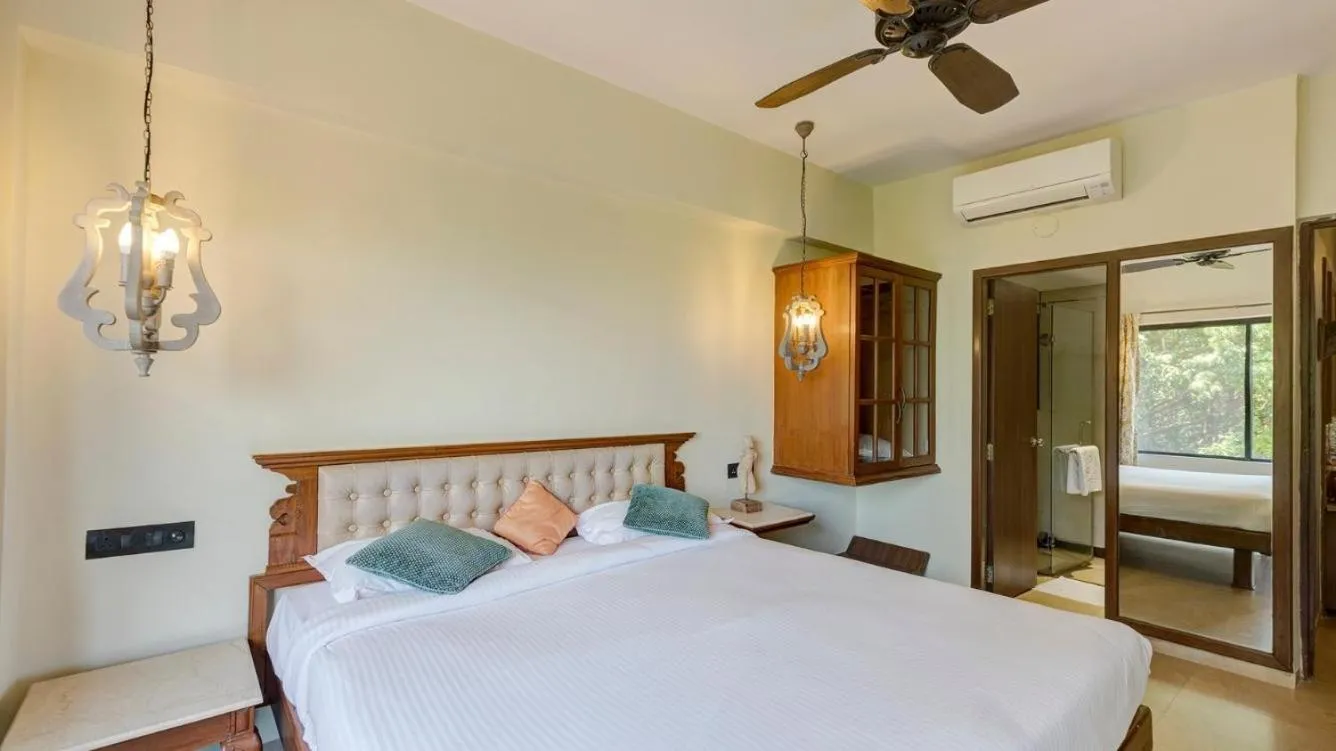 Bed in Ramsukh Resorts and Spa