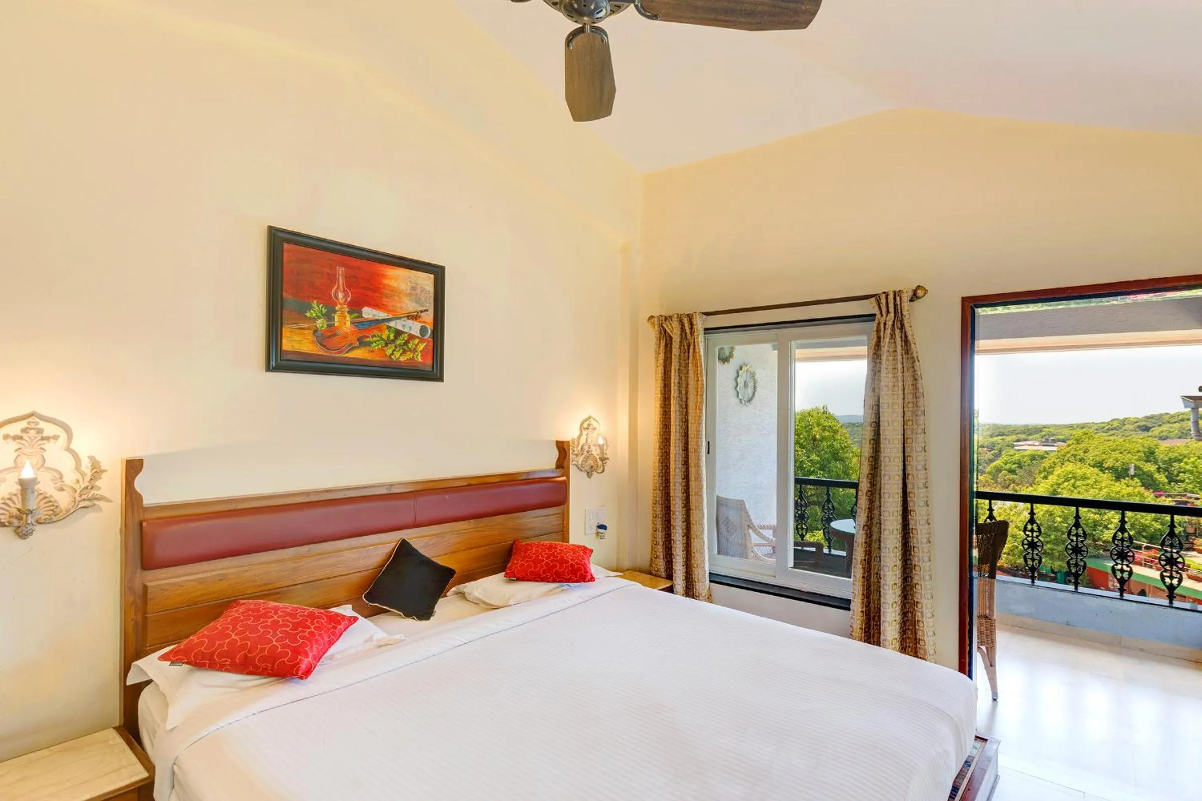 Bed in Ramsukh Resorts and Spa