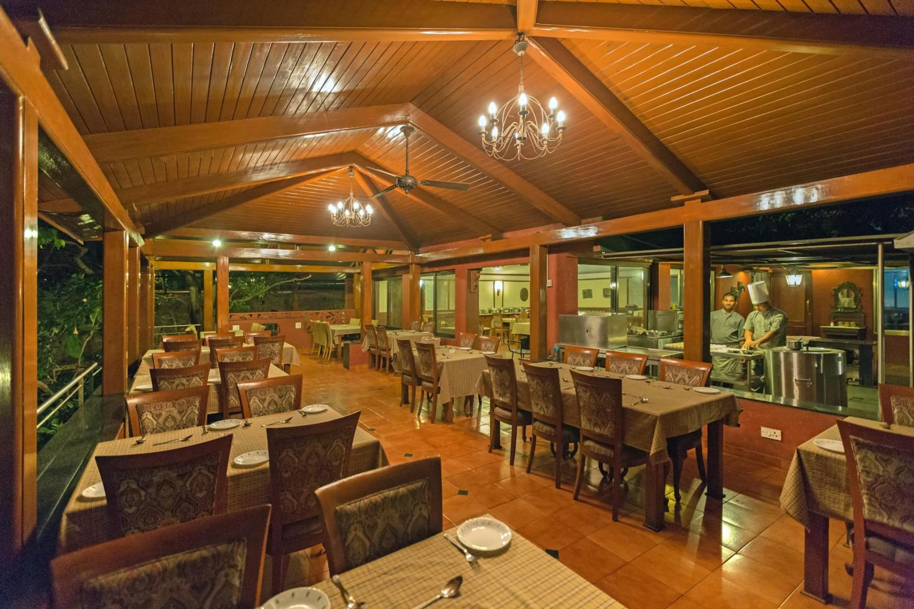 Restaurant/places to eat in Ramsukh Resorts and Spa