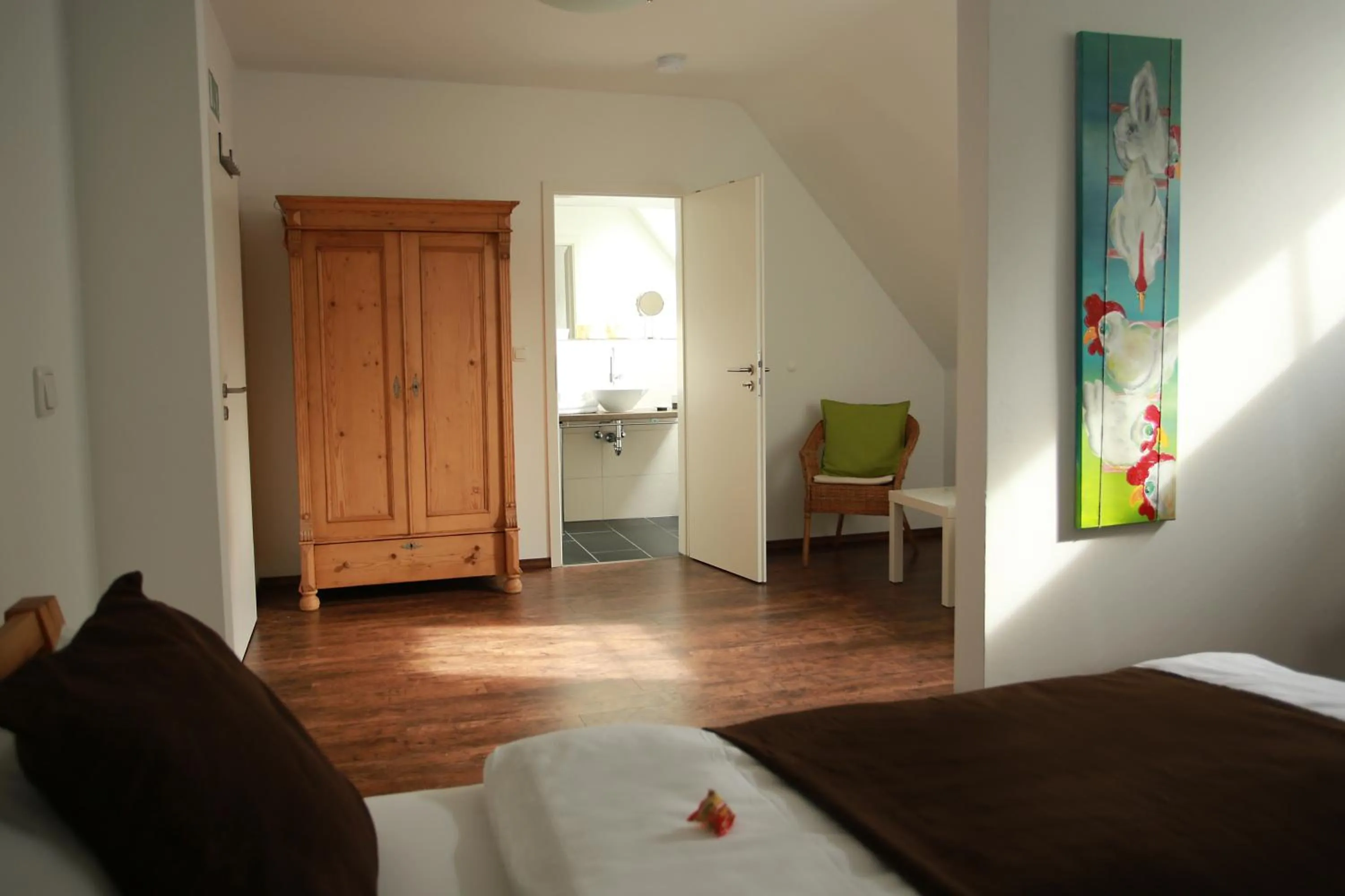 Photo of the whole room, Bed in Pension Kerckenhof