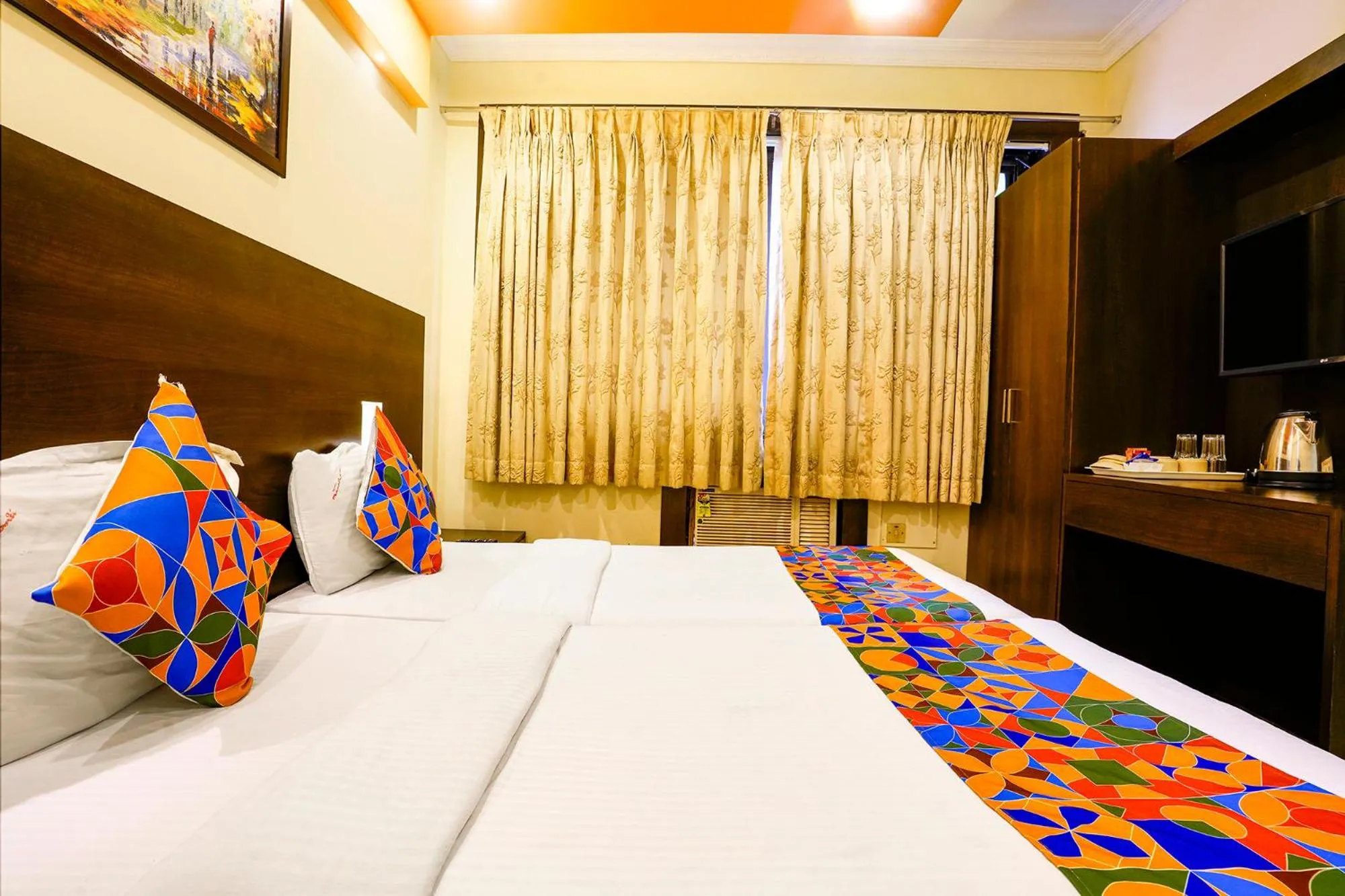 Bed in Fabhotel Manoshanti - Nr Big Daddy Casino