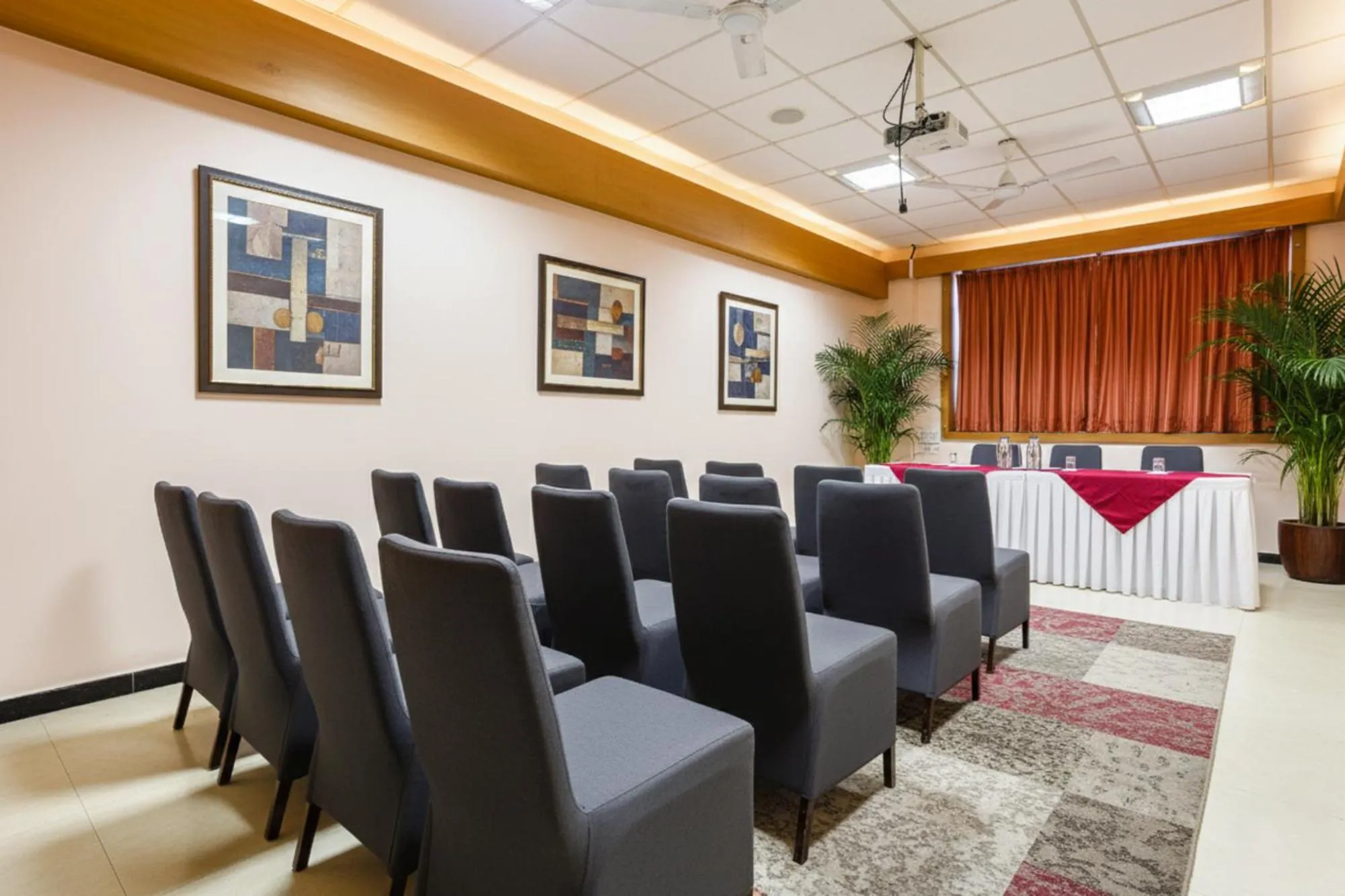 Meeting/conference room in Fabhotel Manoshanti - Nr Big Daddy Casino