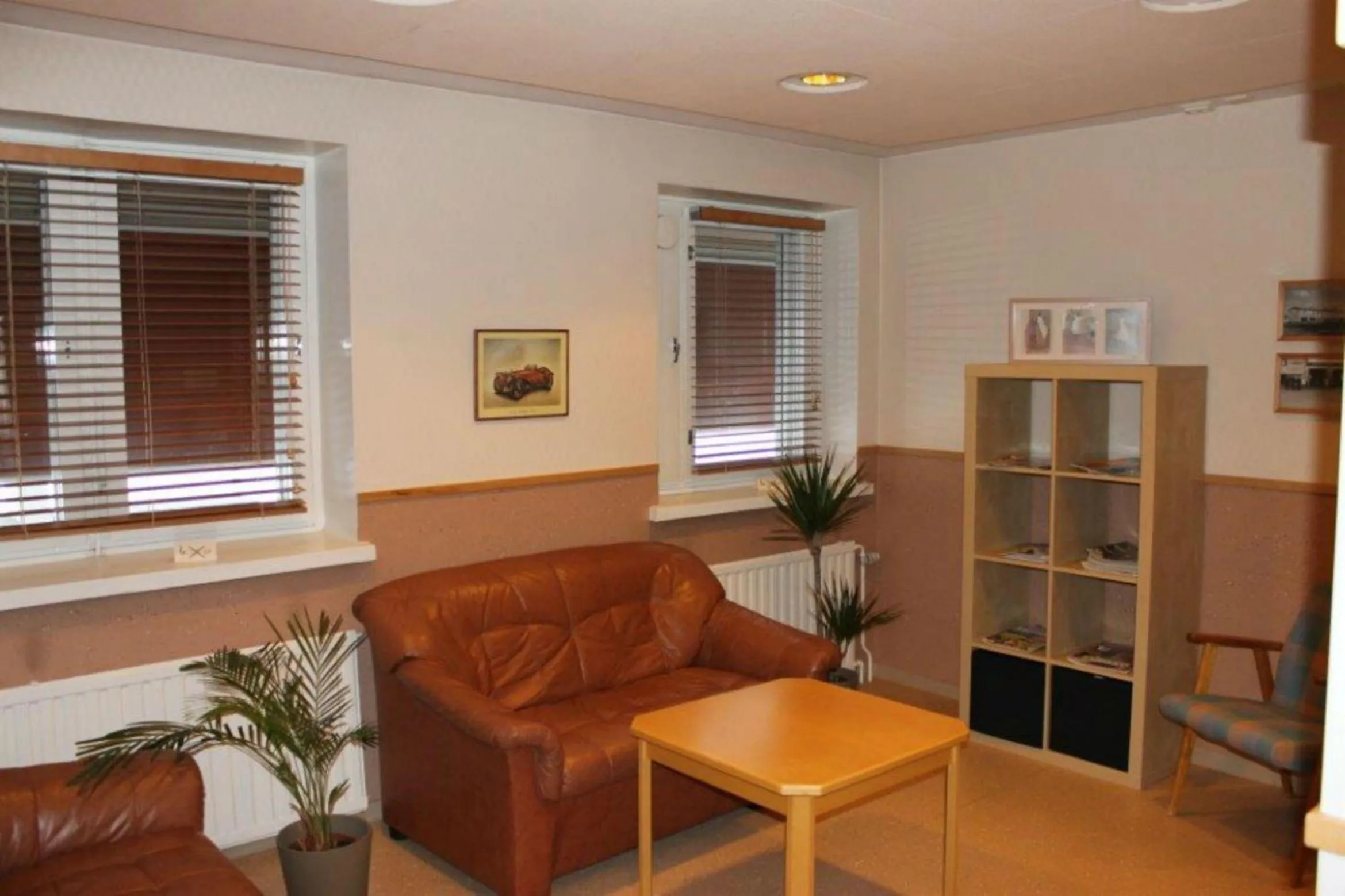 Communal lounge/ TV room in Motelli Jätkänkolo