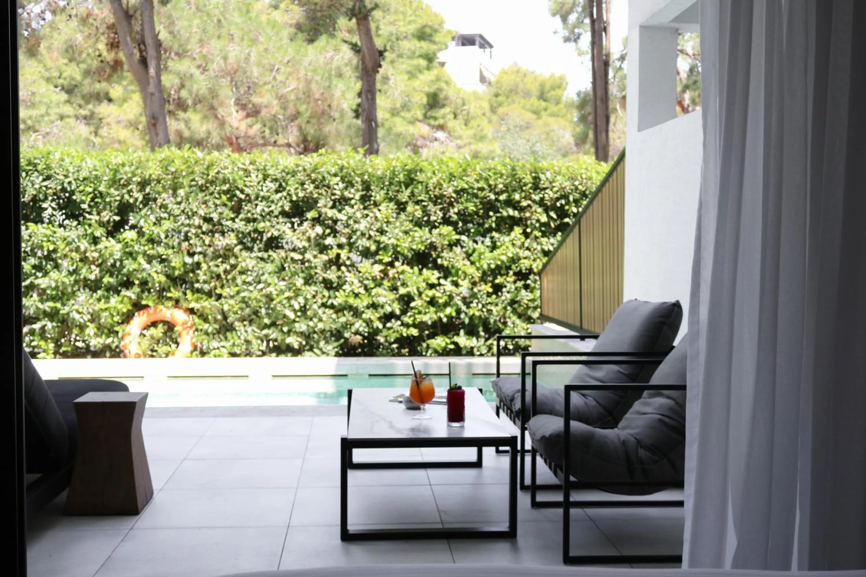 Deluxe Suite with Private Pool in Azur Hotel