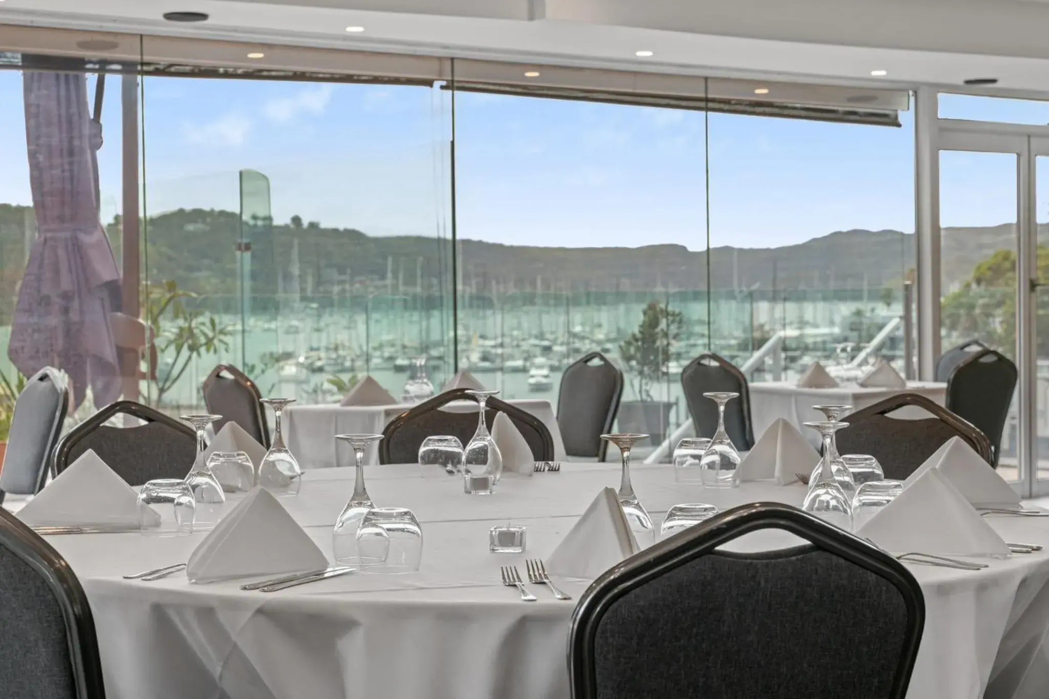 Property building in Silkari Mirage at Newport Property building in Silkari Mirage at Newport