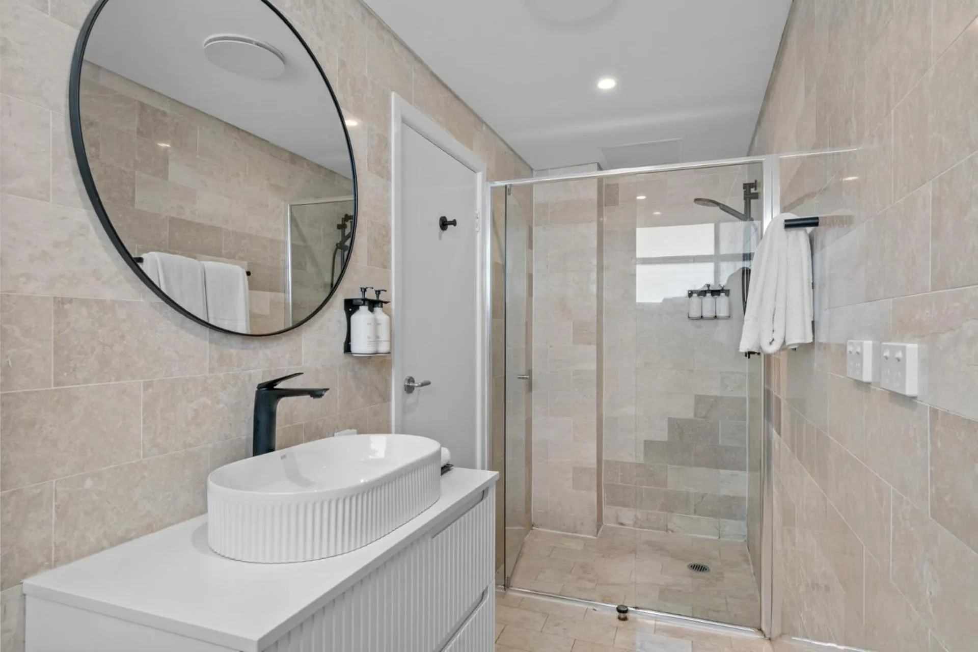 Bathroom in Silkari Mirage at Newport